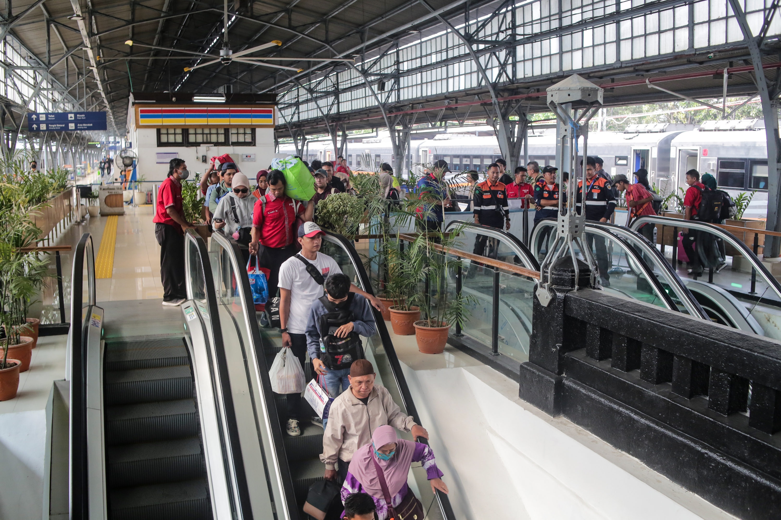 KAI Daop 1 Jakarta Siapkan 744.082 Seat Selama Libur Nataru 2025