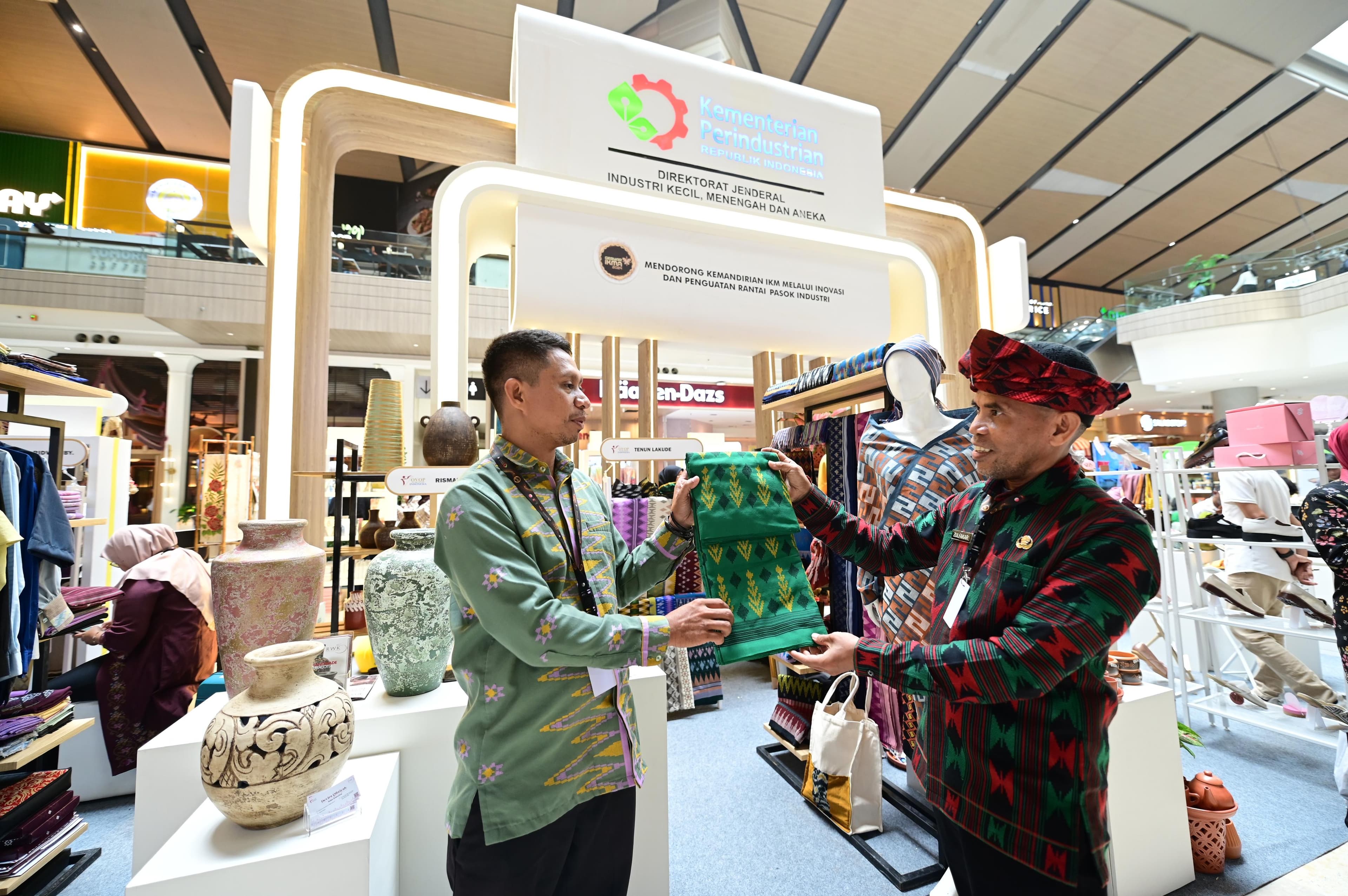 Kolaborasi Pemangku Kepentingan Dorong Keberhasilan IKM dalam Pertumbuhan Ekonomi Nasional