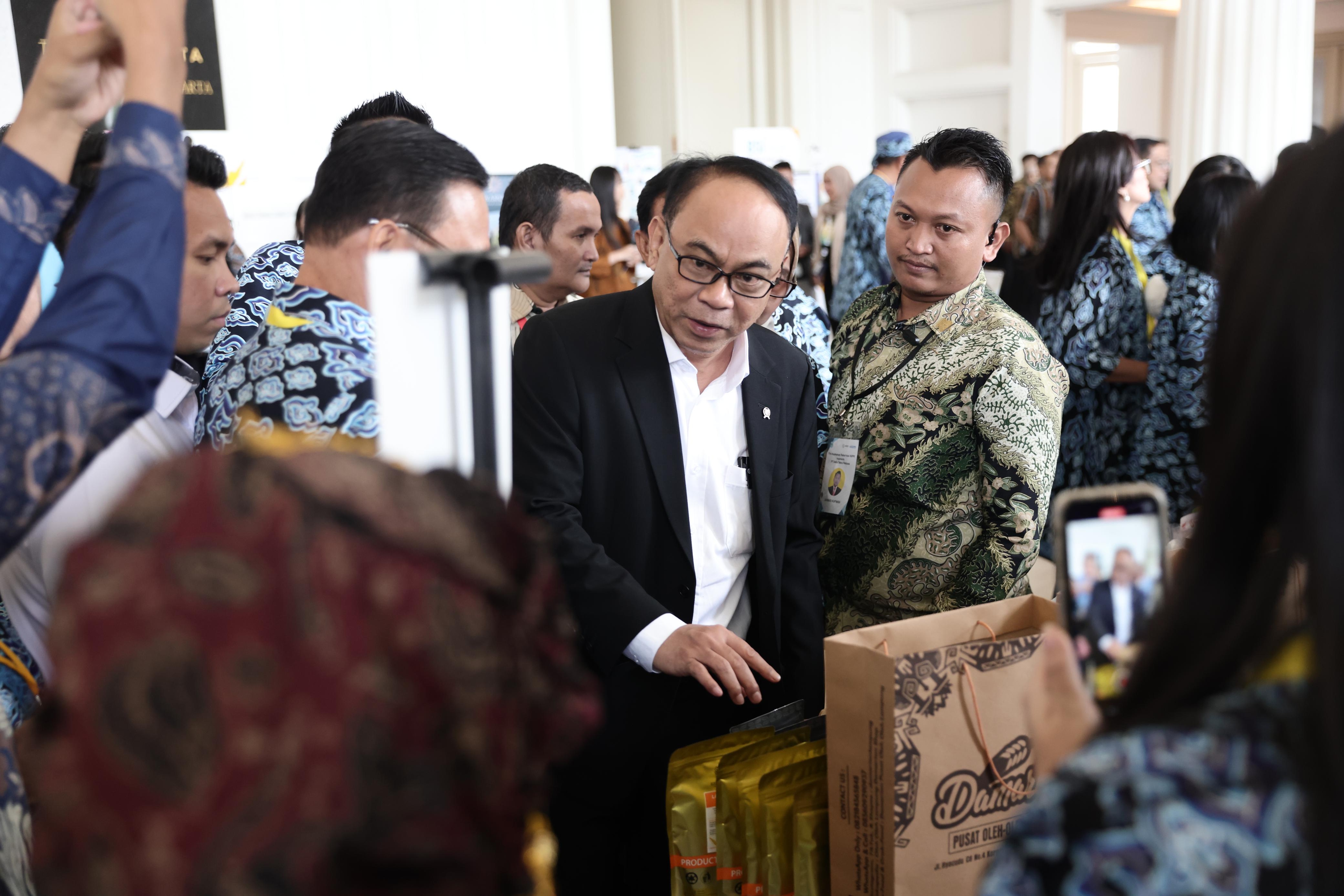 Menkop Gandeng HIPPI Perkuat Peran Koperasi