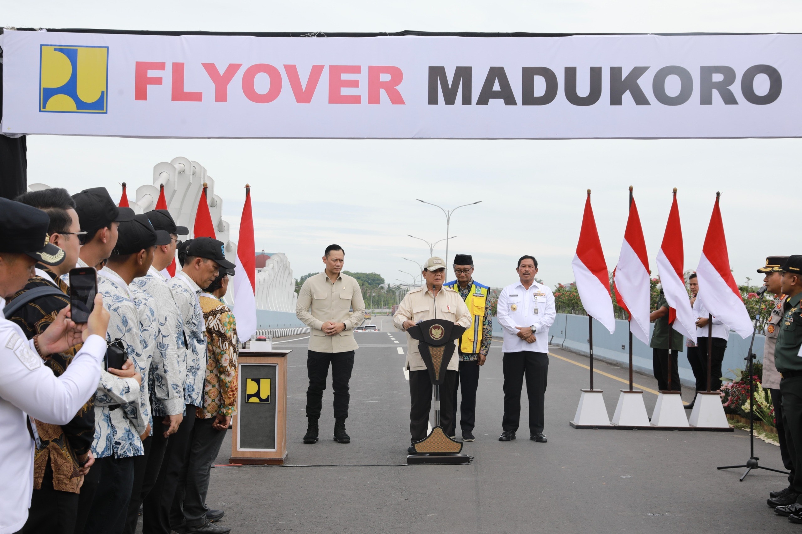 Resmikan Flyover Madukoro, Prabowo Harap Genjot Ekonomi Semarang