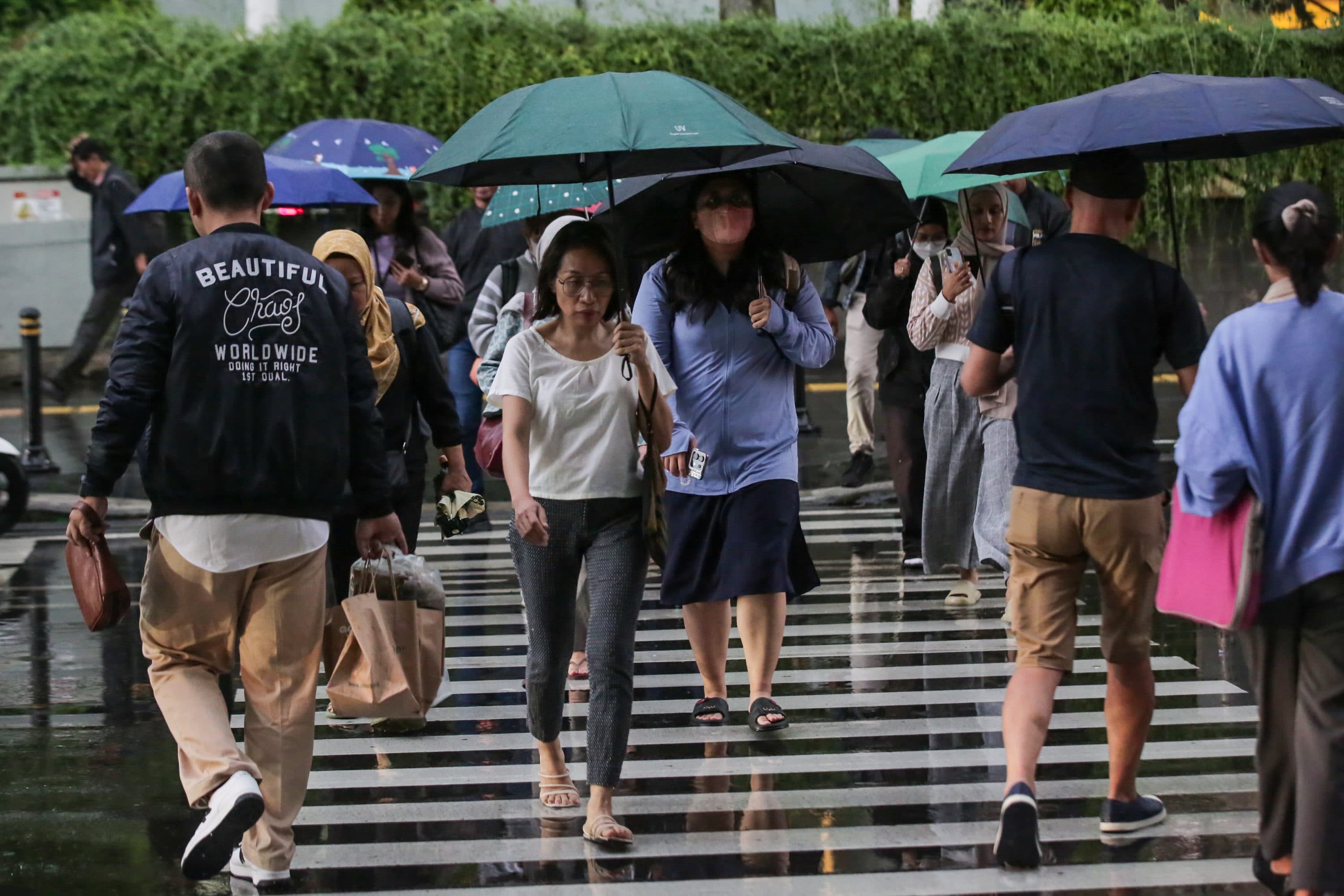 Libur Nataru, Pemerintah Ingatkan Warga Waspada Cuaca Ekstrem