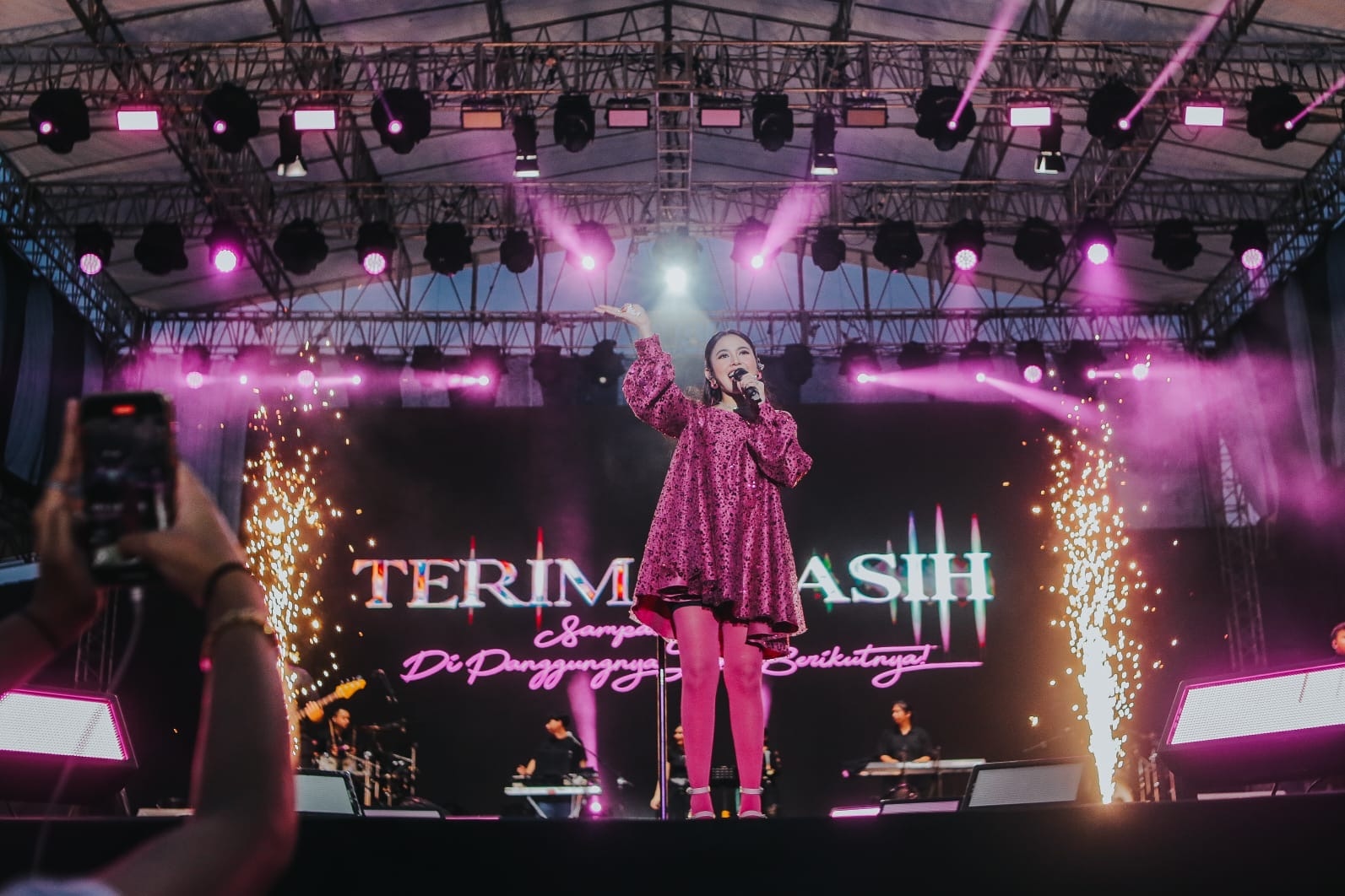 Mahalini Tetap Tampil Memukau di Akurat Fest 2024 Meski Sedang Sakit