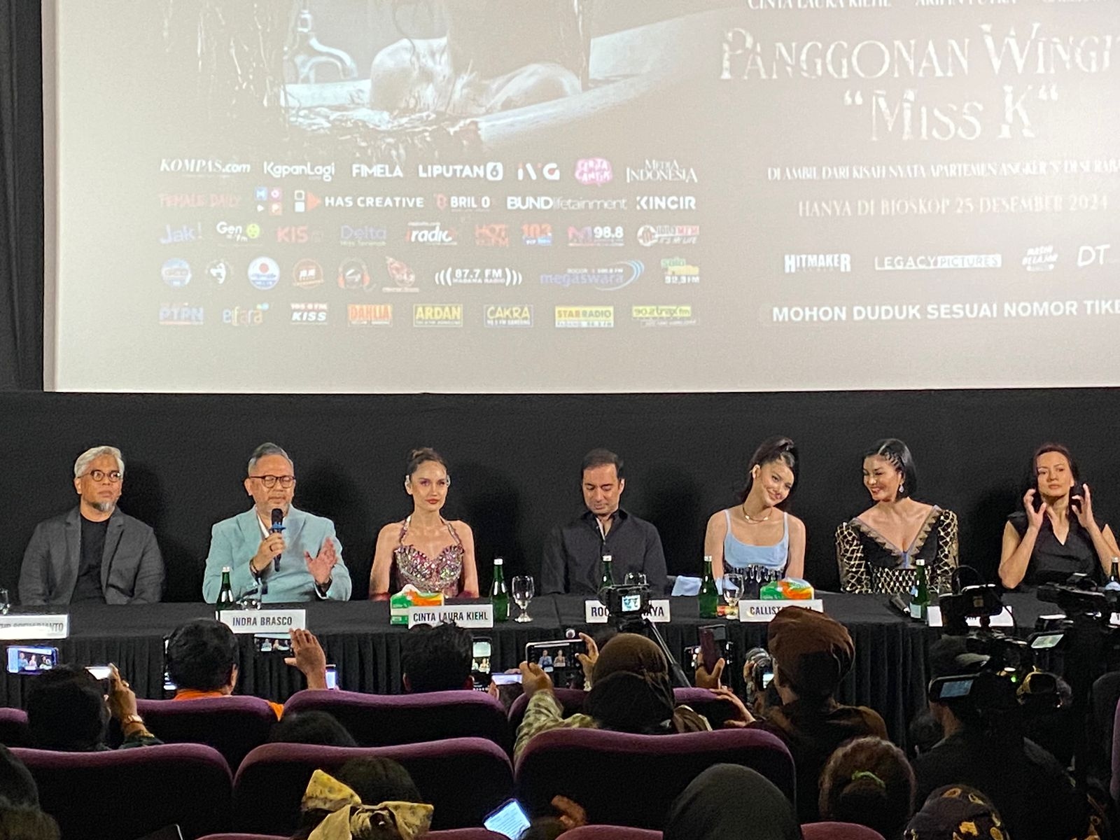 Main di Film Panggonan Wingit 2: Miss K, Cinta Laura Ketagihan Jalani Adegan Aksi