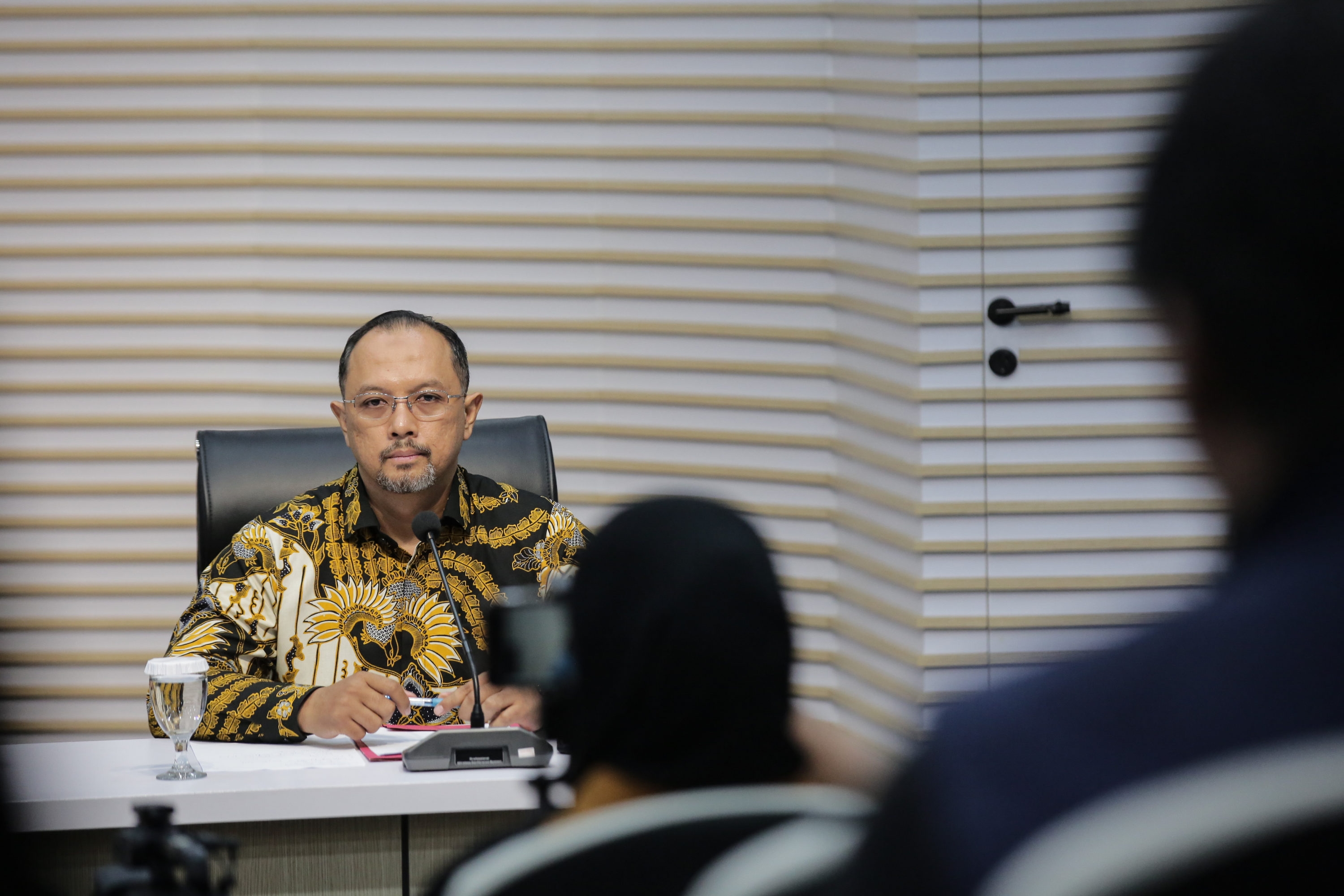 Setelah Ahok, KPK Periksa Nicke Widyawati dalam Kasus Dugaan Korupsi LNG di PT Pertamina