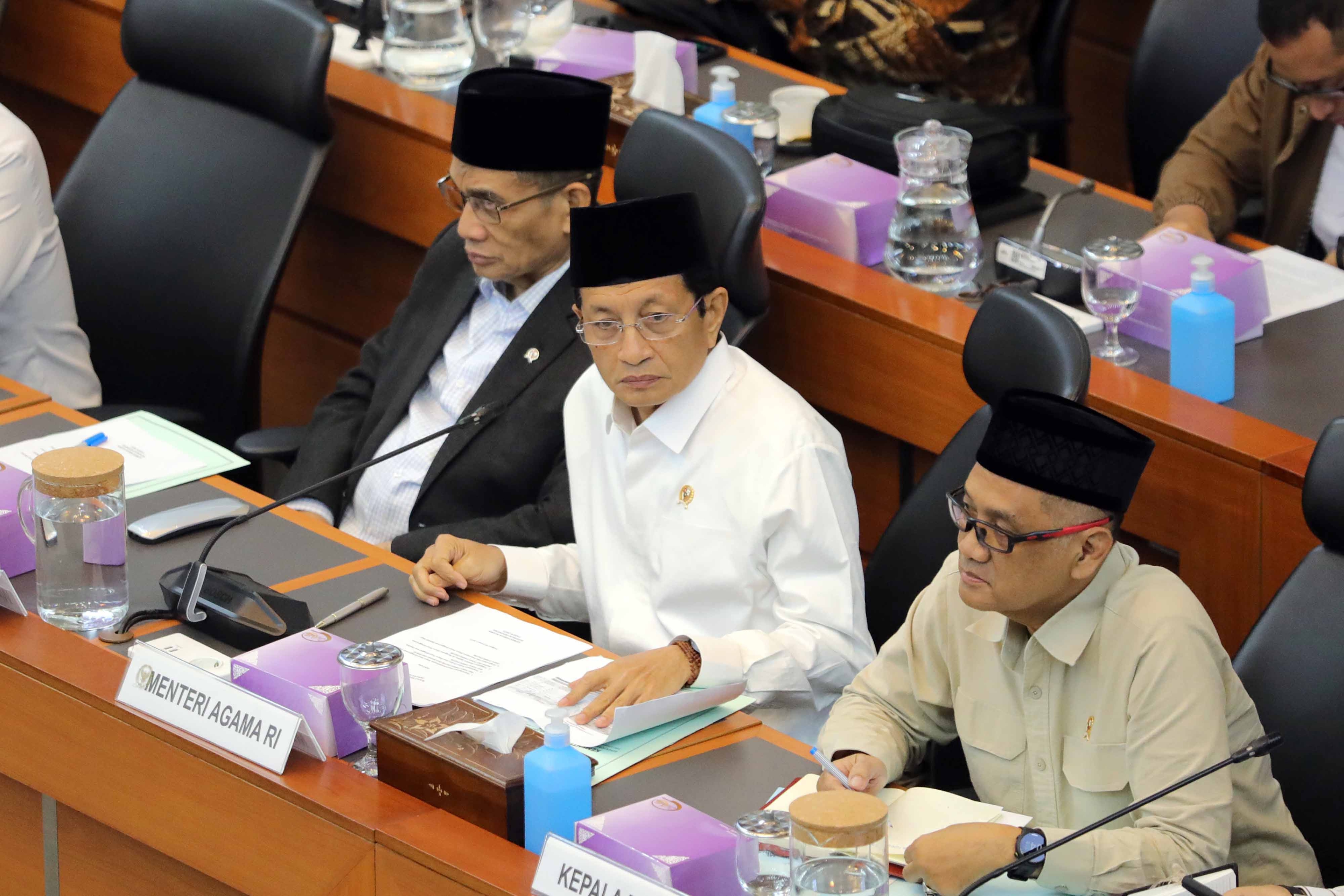 Pesan Menag di Peringatan Isra Mikraj: Mari Tegakkan Salat