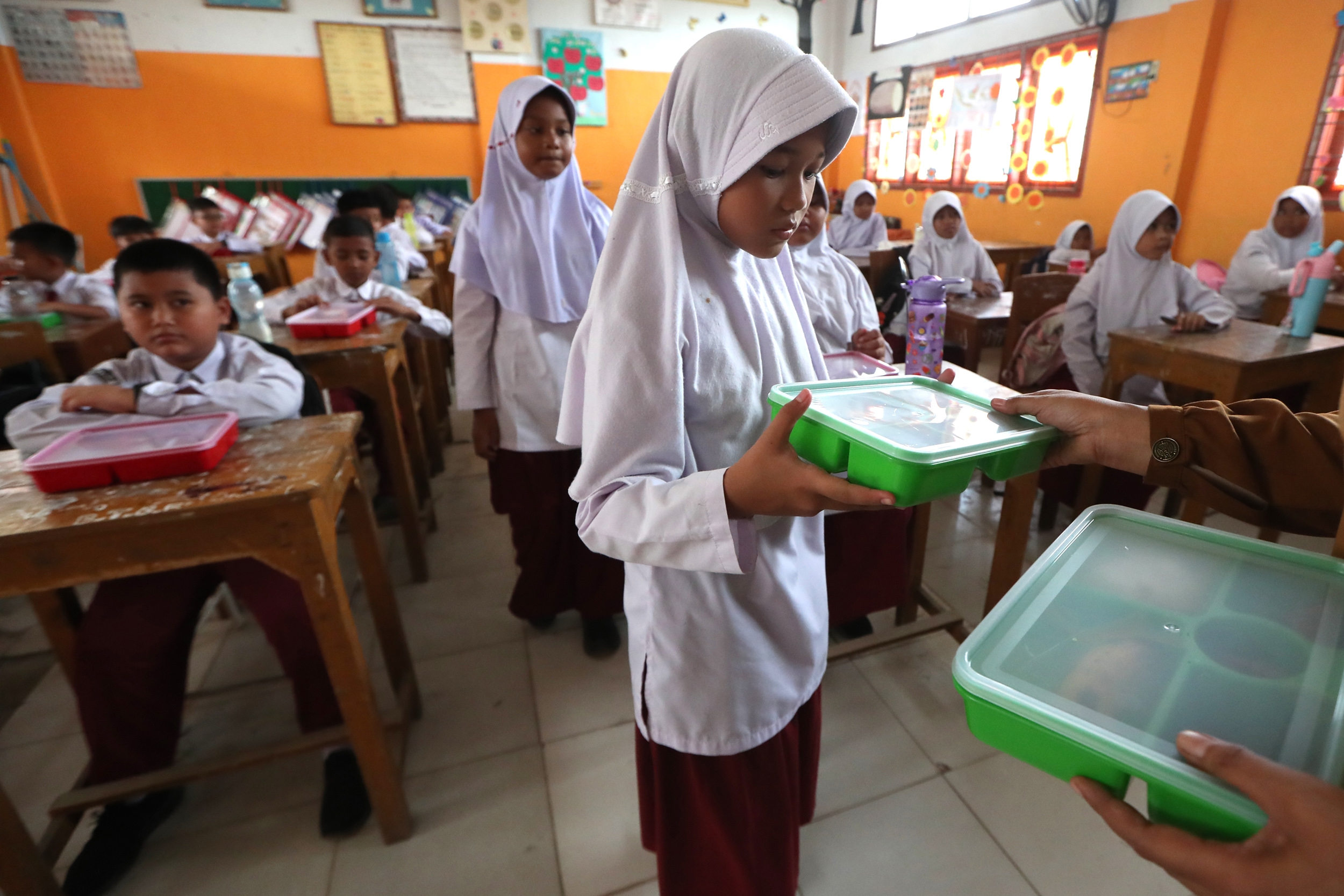 Partai Gelora Dorong Optimalisasi Program Makan Bergizi Gratis untuk Generasi Emas Indonesia