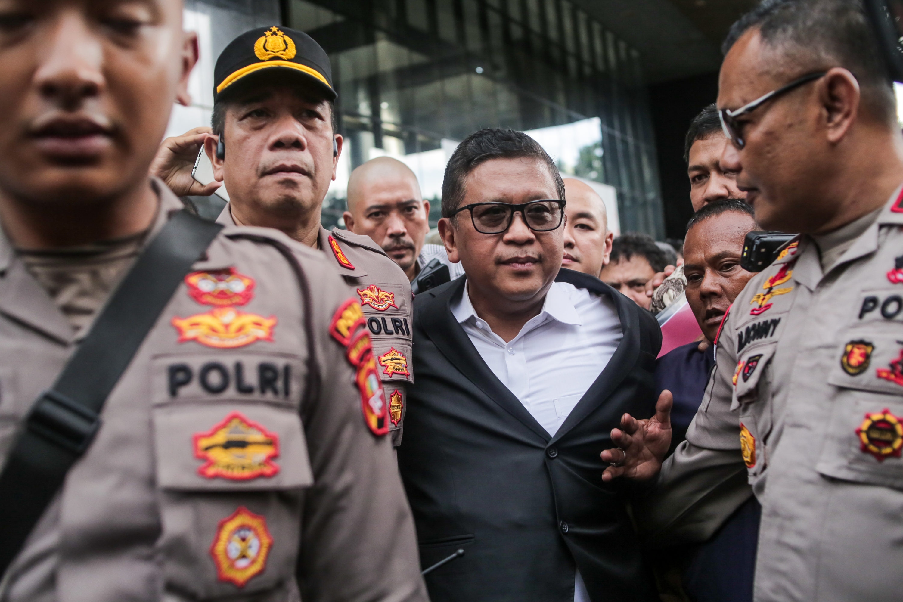 Sidang Praperadilan Hasto Kristiyanto Lawan KPK Ditunda Sampai 5 Februari