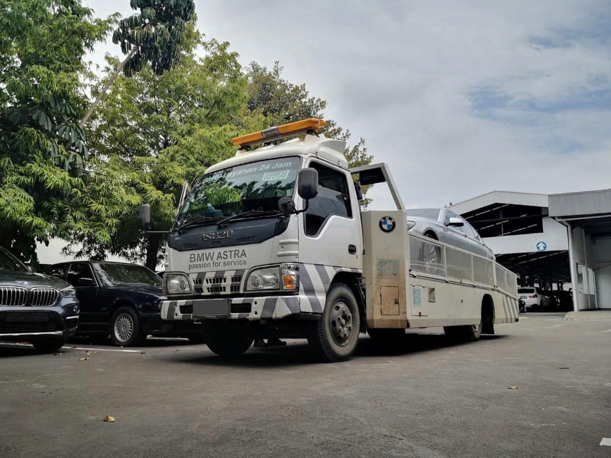 BMW Astra Siapkan Layanan Jemput Kendaraan Terdampak Banjir, Gratis!