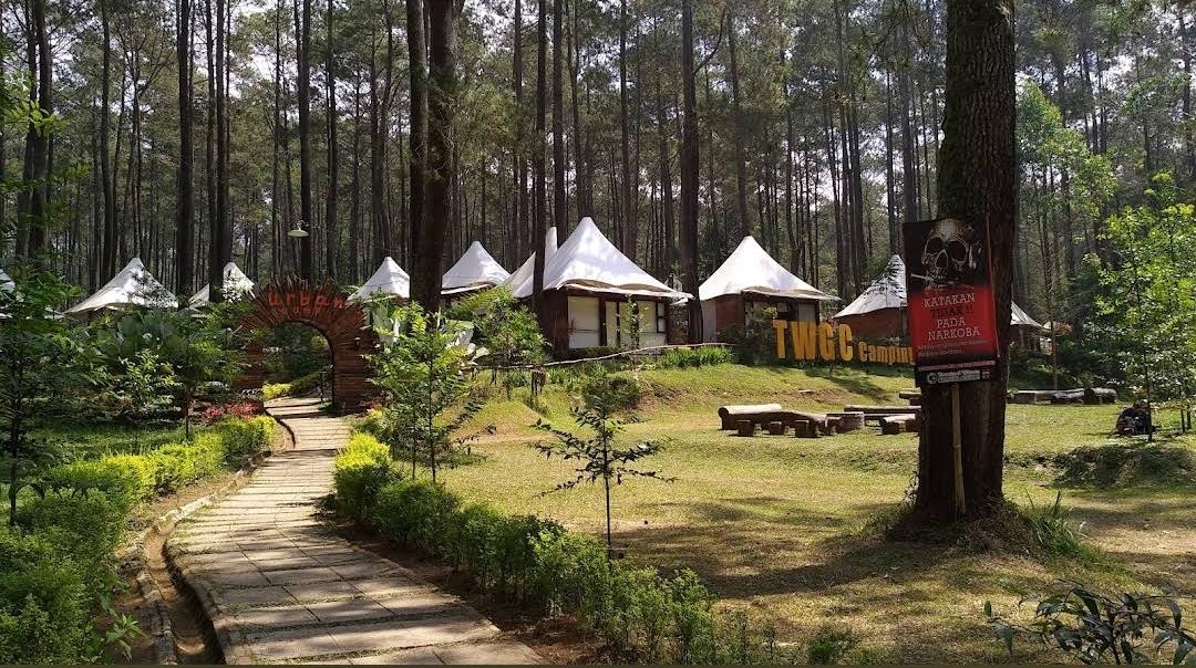 Bingung Libur Akhir Pekan Mau Ke Mana? Simak Rekomendasi Destinasi Wisata Alam di Bandung Ini!