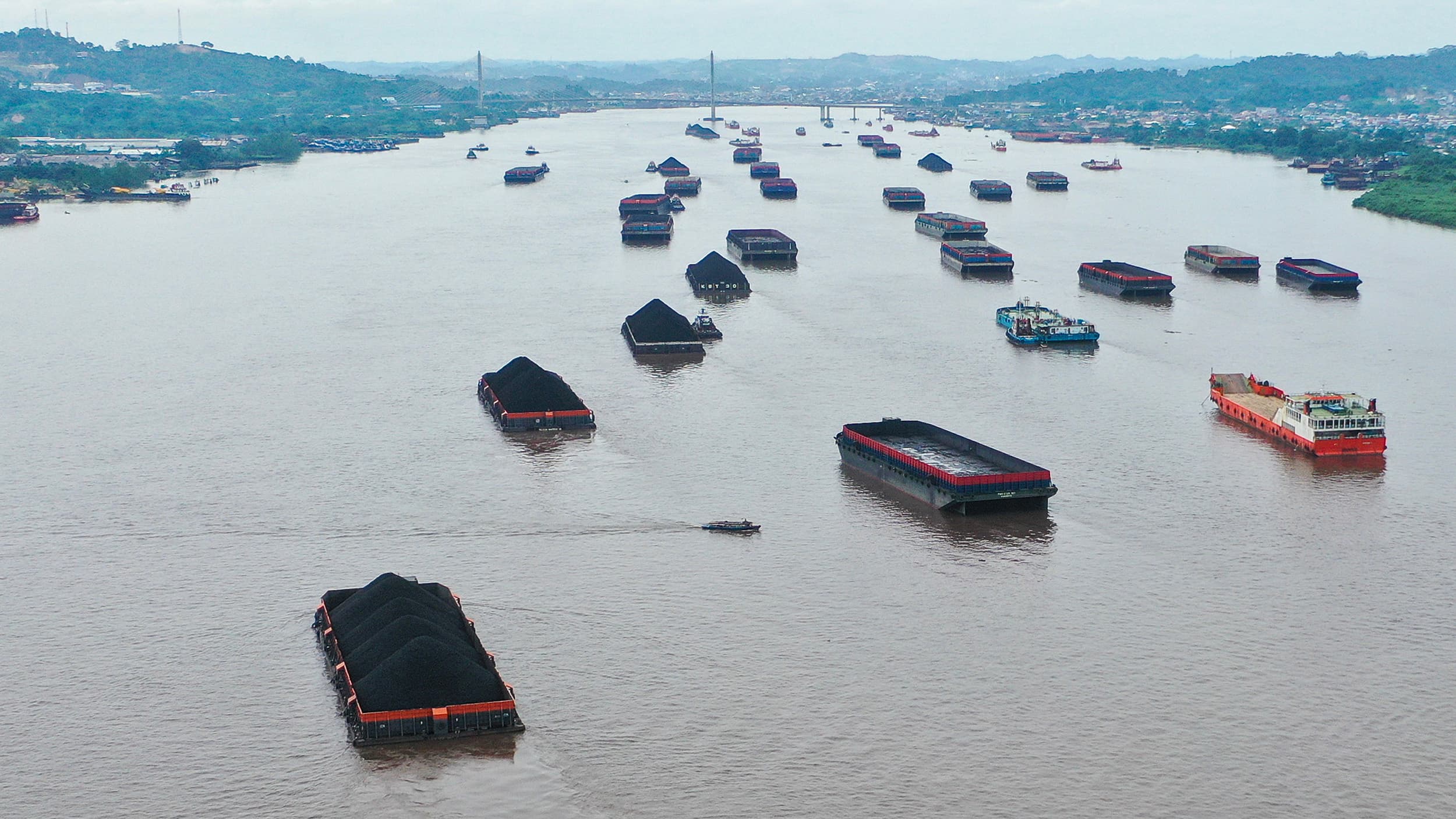 Bahlil Tetapkan HBA Periode Kedua April 2025 Sebesar USD120,20 per Ton