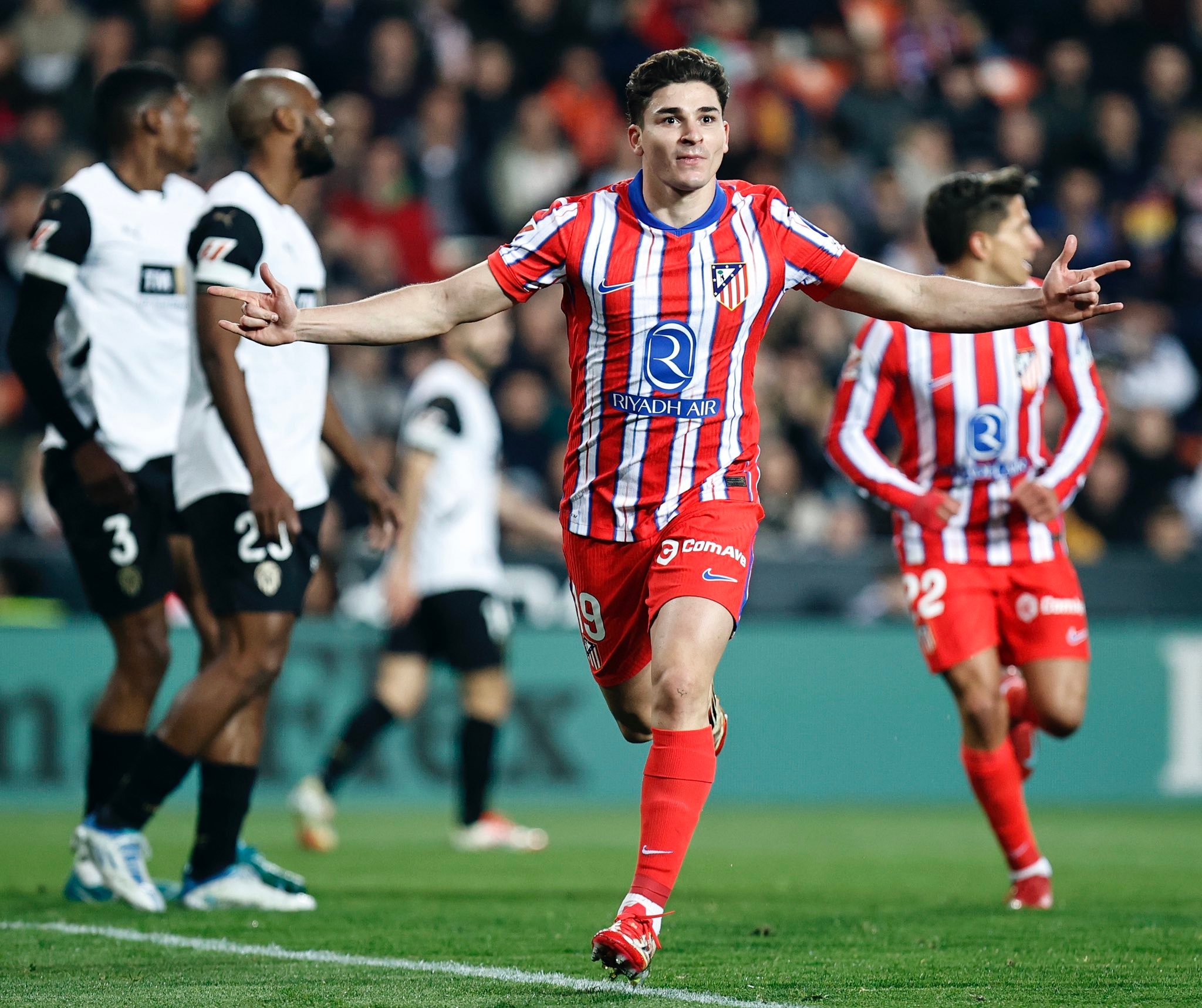 Hasil Lengkap Liga Spanyol: Atletico Madrid Menang Besar, Barcelona Jaga Puncak Klasemen