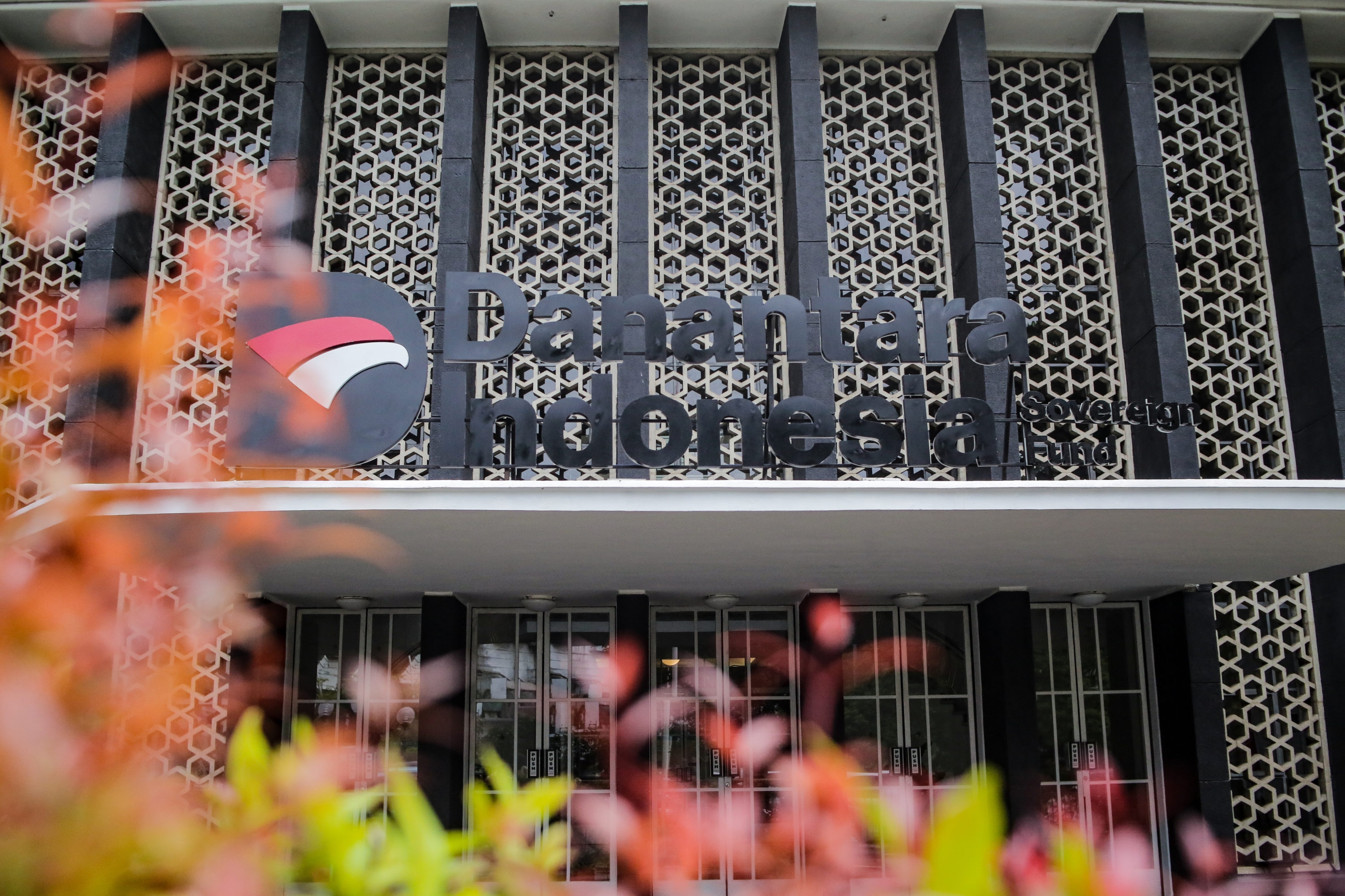 Pembiayaan Proyek Energi Fosil oleh Danantara Bisa Rugikan Negara