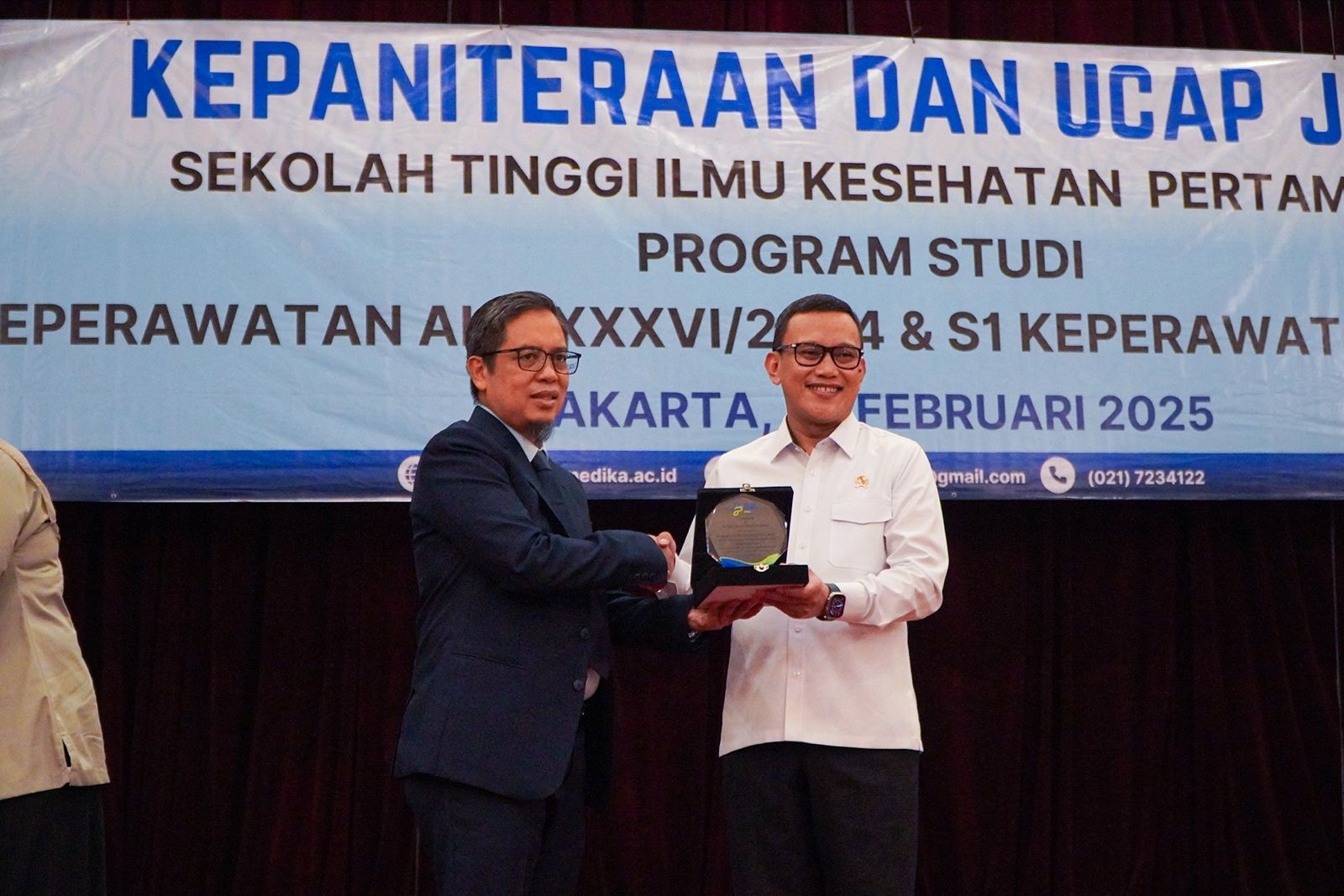 Mahasiswa IHC STIKes Pertamedika Siap Terjun ke Lapangan, Gelar Ucap Janji Kepaniteraan