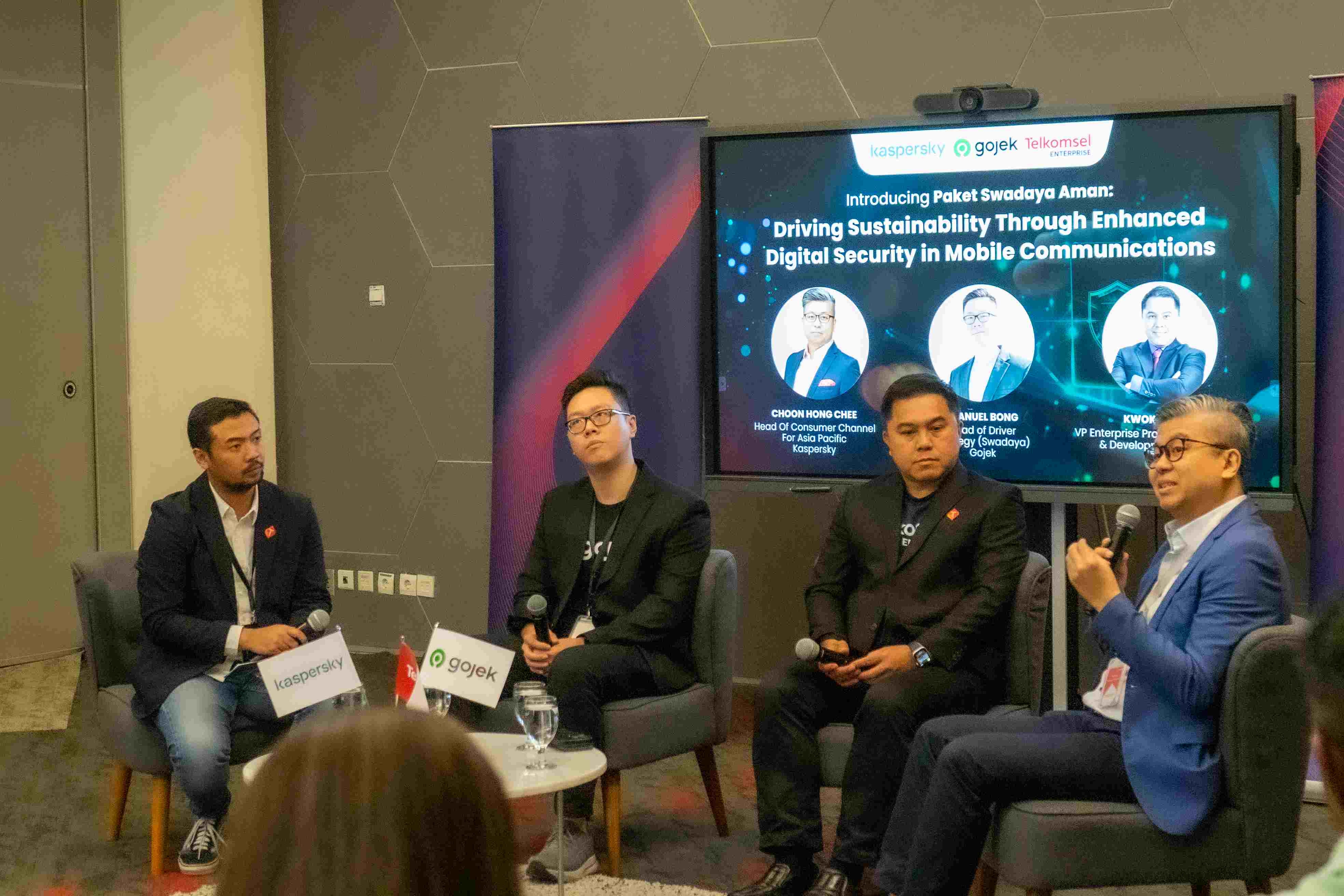 Telkomsel Gandeng Gojek dan Kaspersky Hadirkan Paket Swadaya Aman