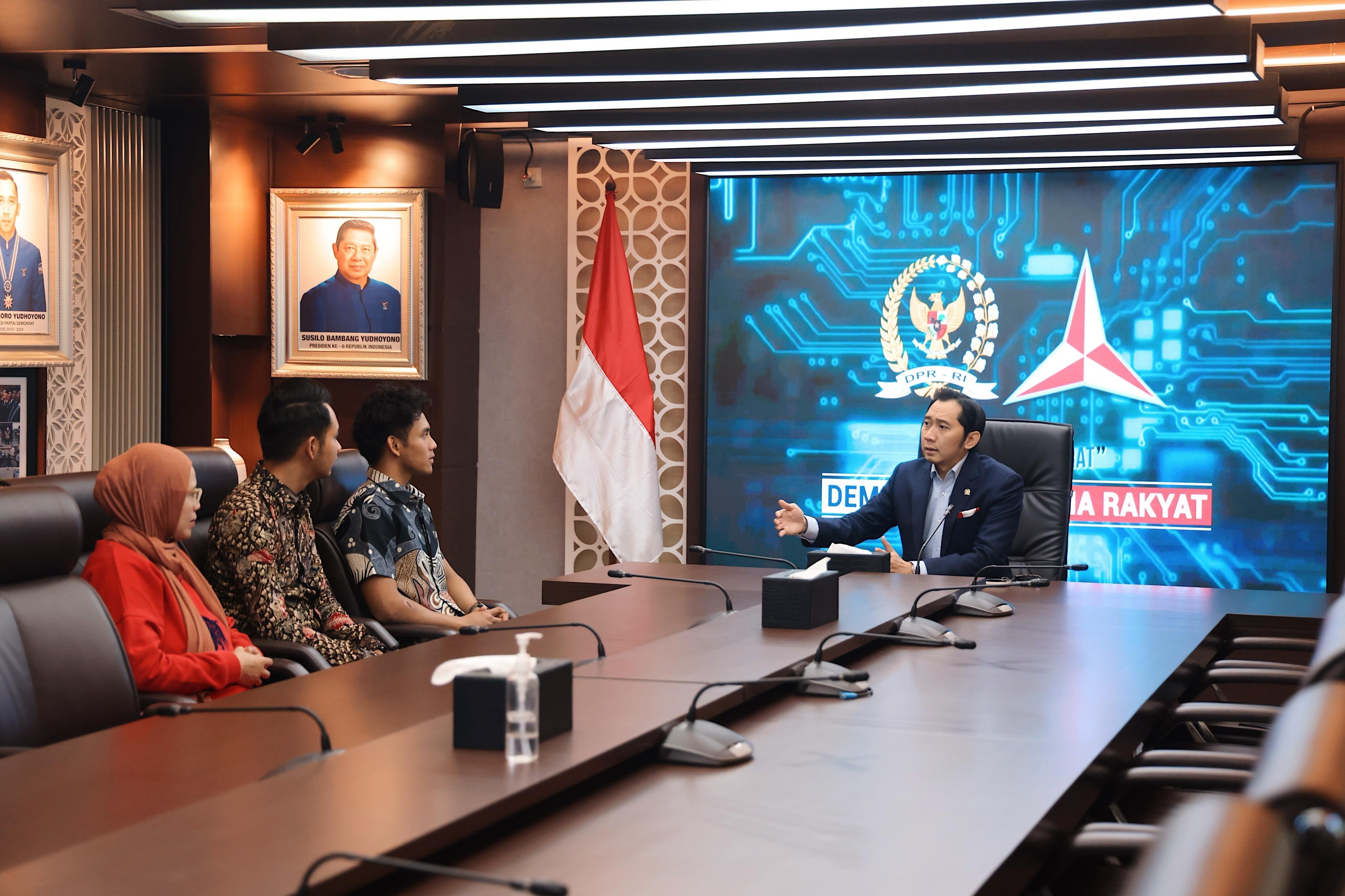 Ibas Dukung Mario Aji di Moto2: Kibarkan Merah Putih hingga Garis Finish