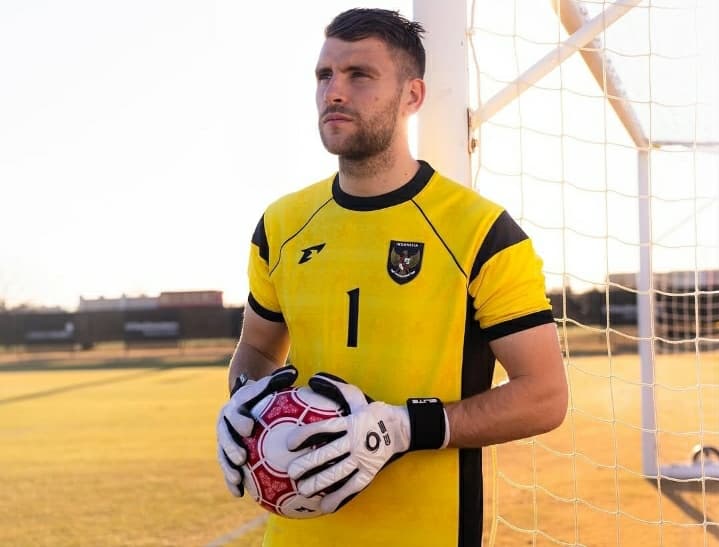 Erspo Resmi Luncurkan Jersey Kiper Timnas Indonesia, Dominan Kuning dengan Ornamen Hitam