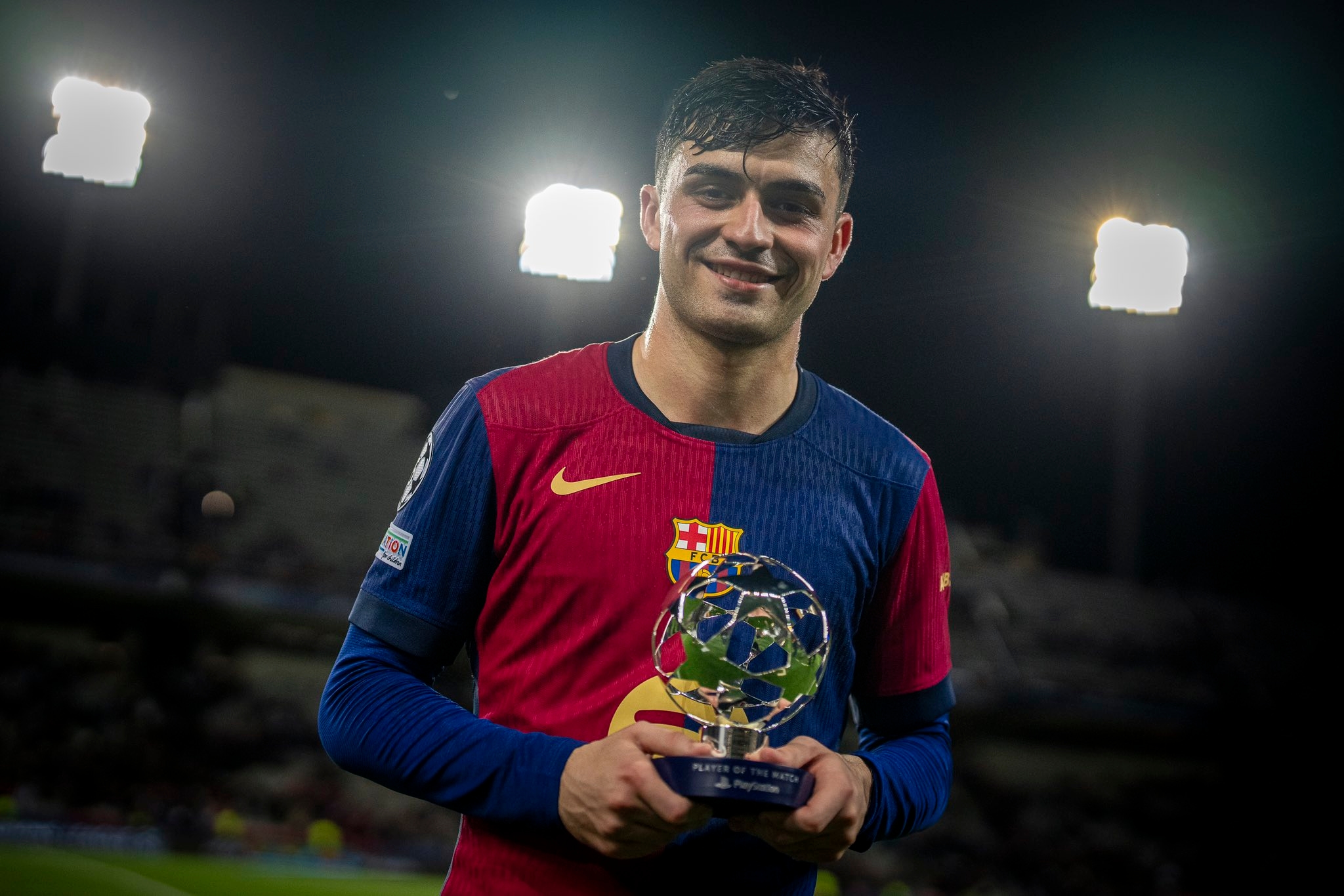 Dominan di Lini Tengah, Pedri Dinobatkan Jadi Man of the Match Laga Barcelona vs Benfica