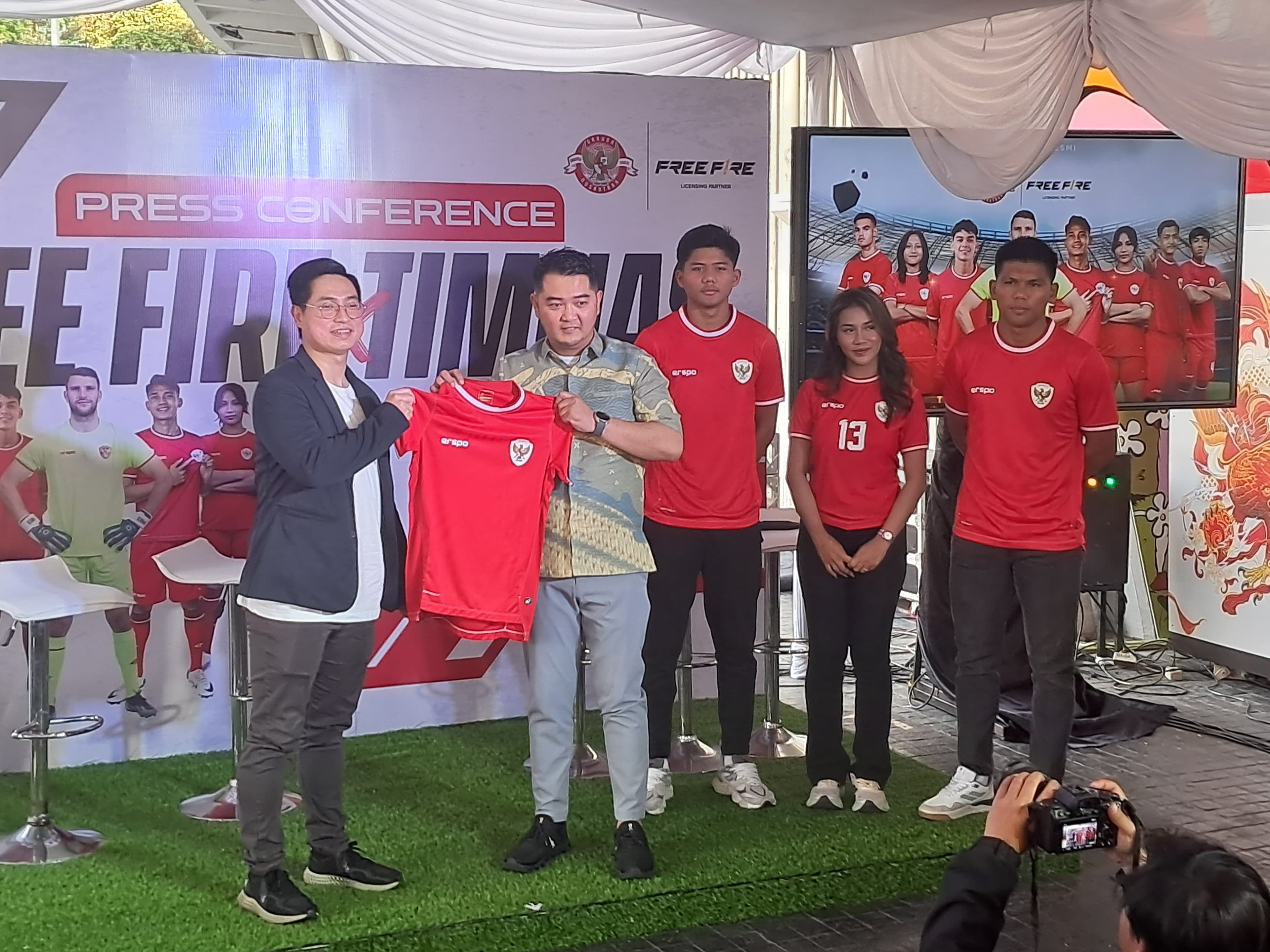 Jelang Lawan Australia dan Bahrain, Jersey Timnas Indonesia 'Mejeng' di Games Free Fire