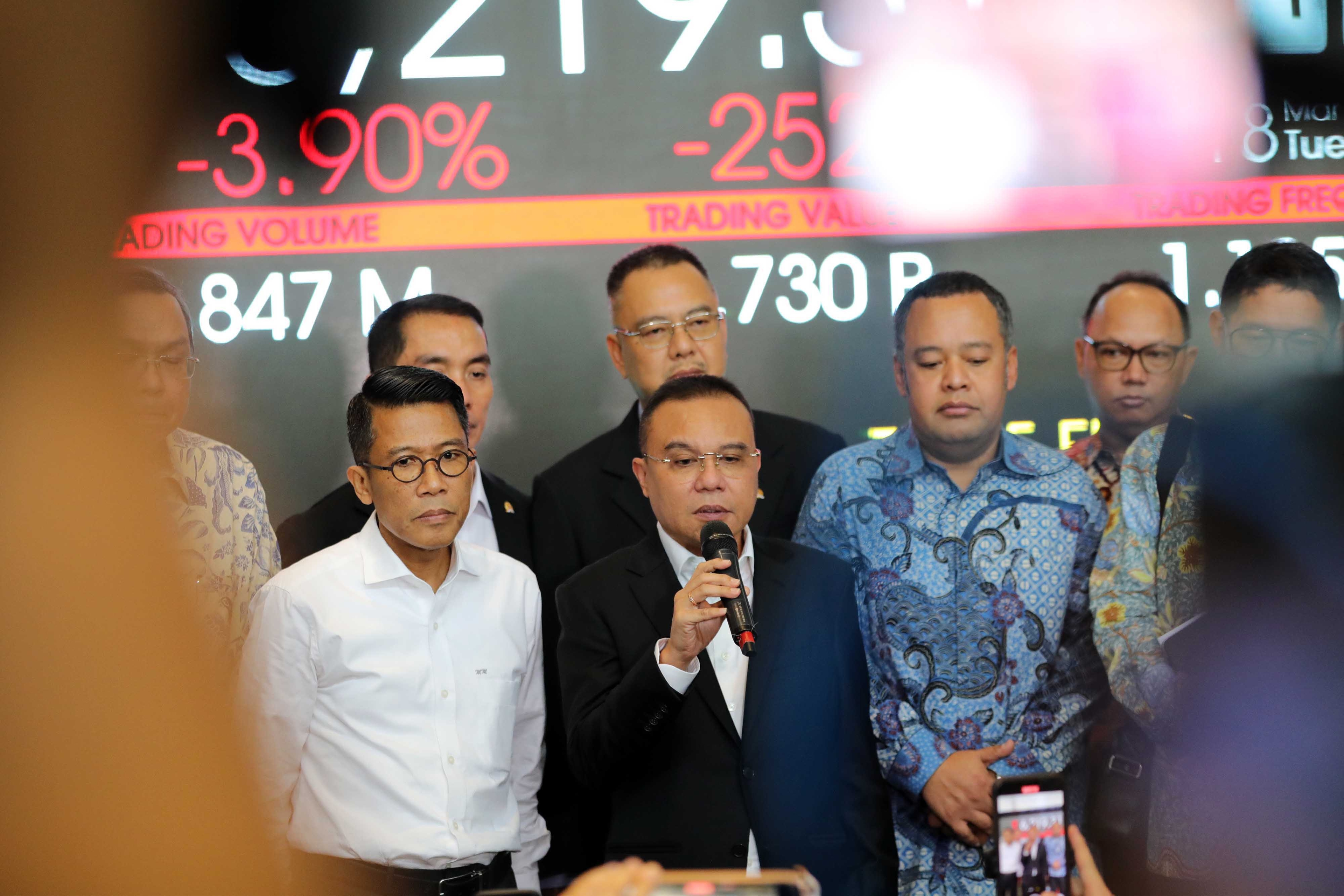 Tarif Impor AS Naik 32 Persen, Dasco: Indonesia Harus Perkuat Diplomasi Dagang dan Waspadai Serbuan Barang Asing!