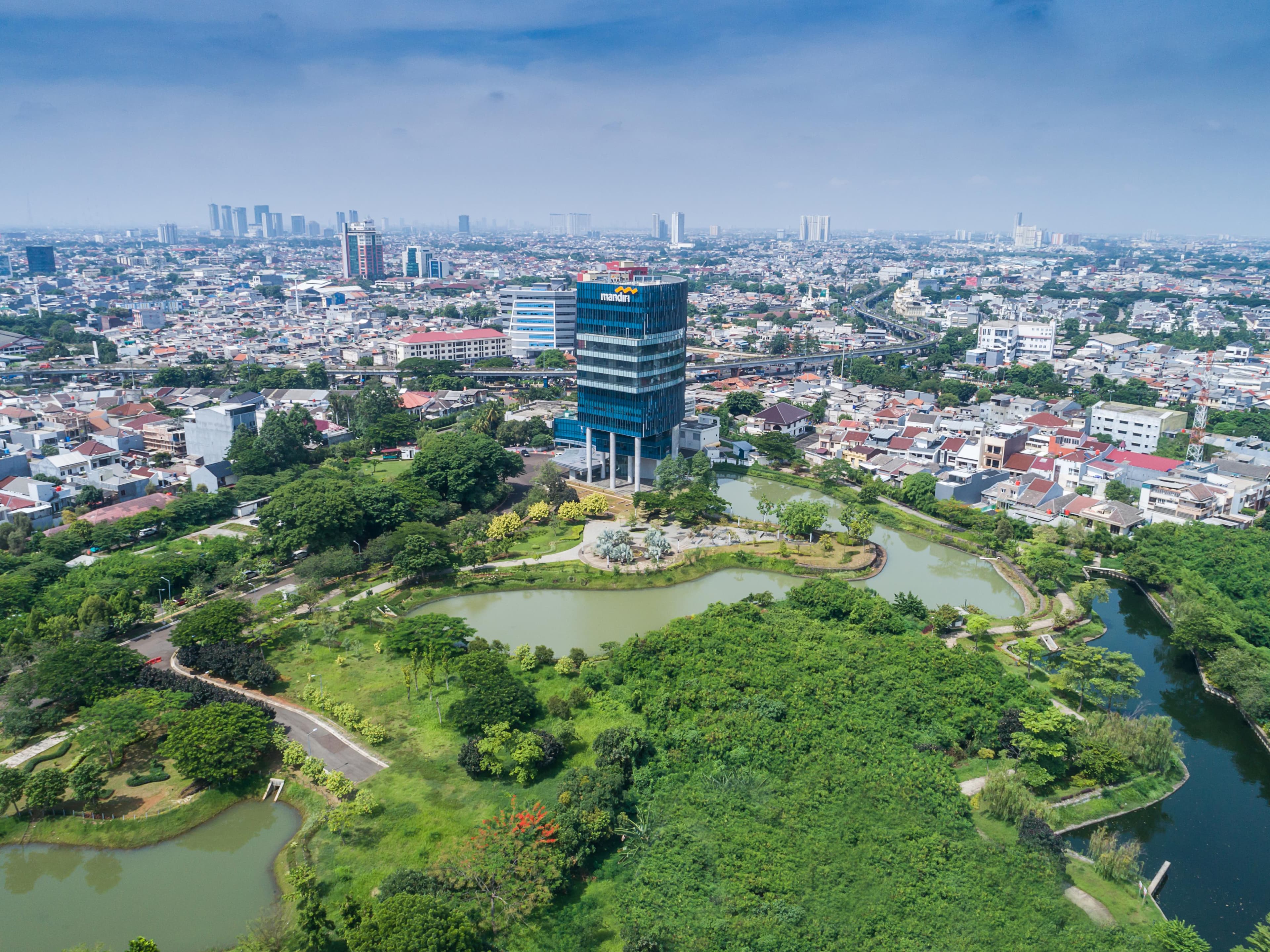 Dukung SDGs, Bank Mandiri Optimalkan Sistem Daur Ulang dan Akses Air Bersih
