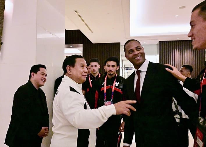 Presiden Prabowo Sambangi Timnas Indonesia, Beri Suntikan Semangat secara Langsung
