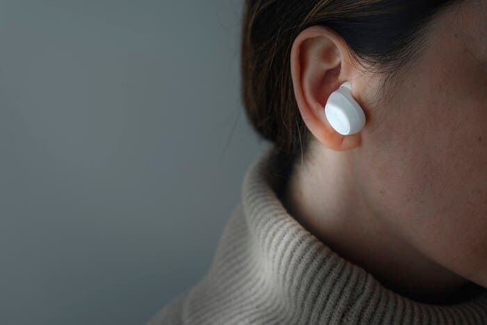 Fitur Apa yang Memungkinkan Galaxy Buds3 Pro untuk Memutar Terjemahan Langsung Percakapan? Inilah Penjelasan Akurat
