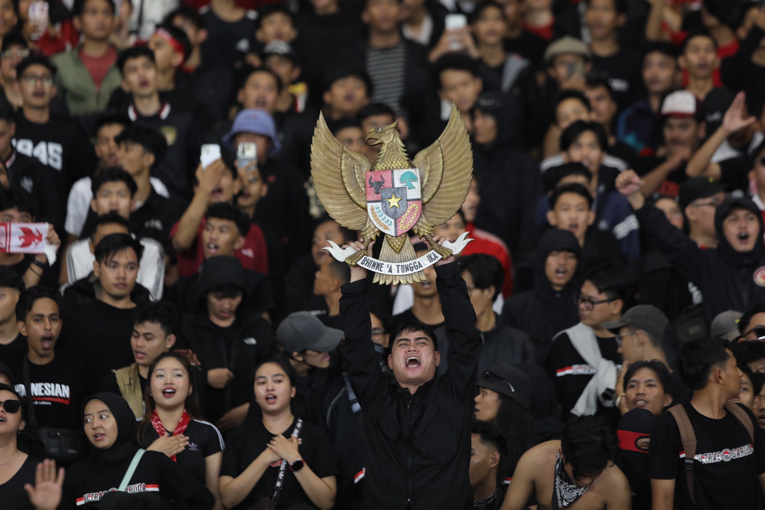 Indonesia Kena 2 Sanksi dari FIFA Akibat Tindakan Diskriminatif Suporter Saat Laga Kontra Bahrain