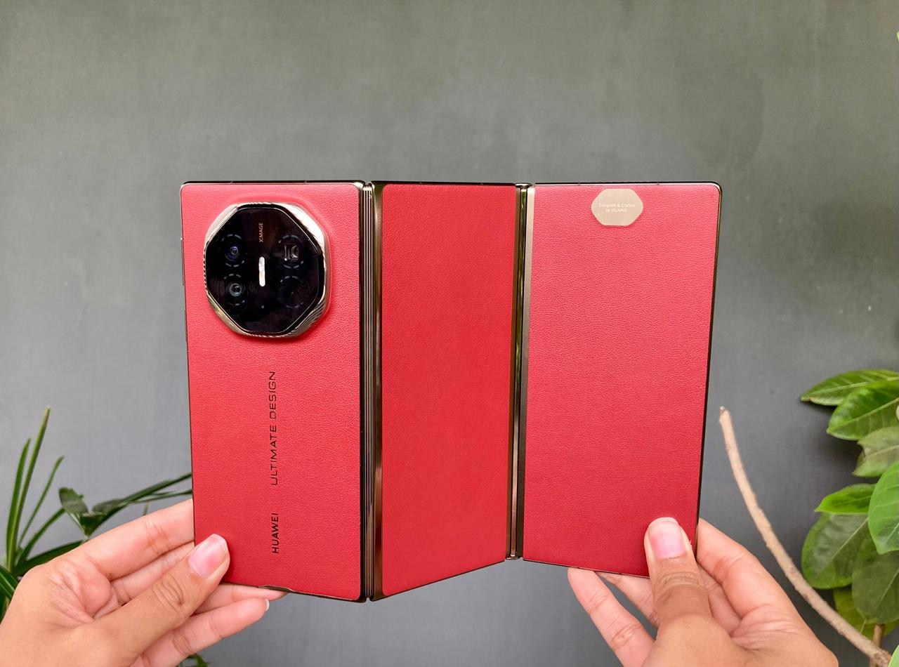 Huawei Segera Luncurkan Smartphone Lipat Tiga Pertama di Indonesia