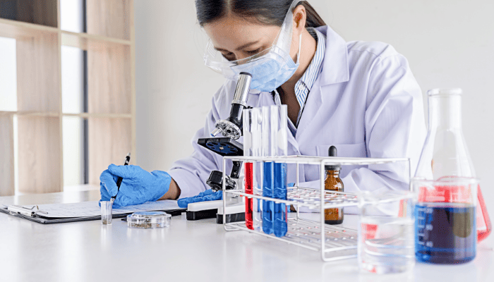 Bagaimana Cara Membedakan Antara Larutan dengan Senyawa? Ketahui Perbedaan Sifat, Bentuk, dan Contohnya