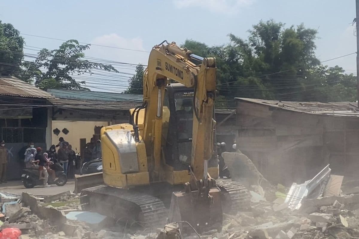 Bangunan Liar di Kali Bekasi Dibongkar, Tambun Selatan Jadi Titik Terbanyak