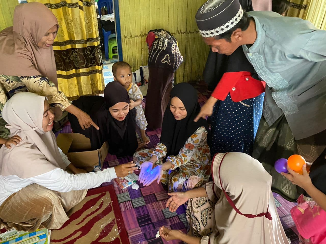 Memajukan Kesehatan di Pedesaan Indonesia Lewat Local Heroes