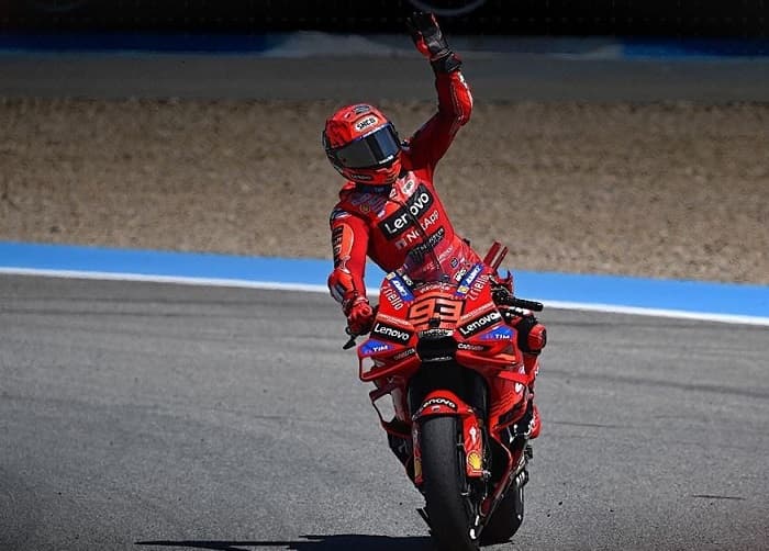 MotoGP Prancis 2025: Johann Zaco Cetak Sejarah di Le Mans, Marc Marquez Kokoh di Puncak