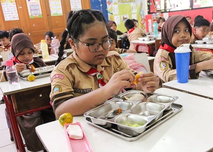 60 Persen Anak Indonesia Tidak Pernah Minum Susu, Program Makan Bergizi Gratis Jadi Harapan Baru