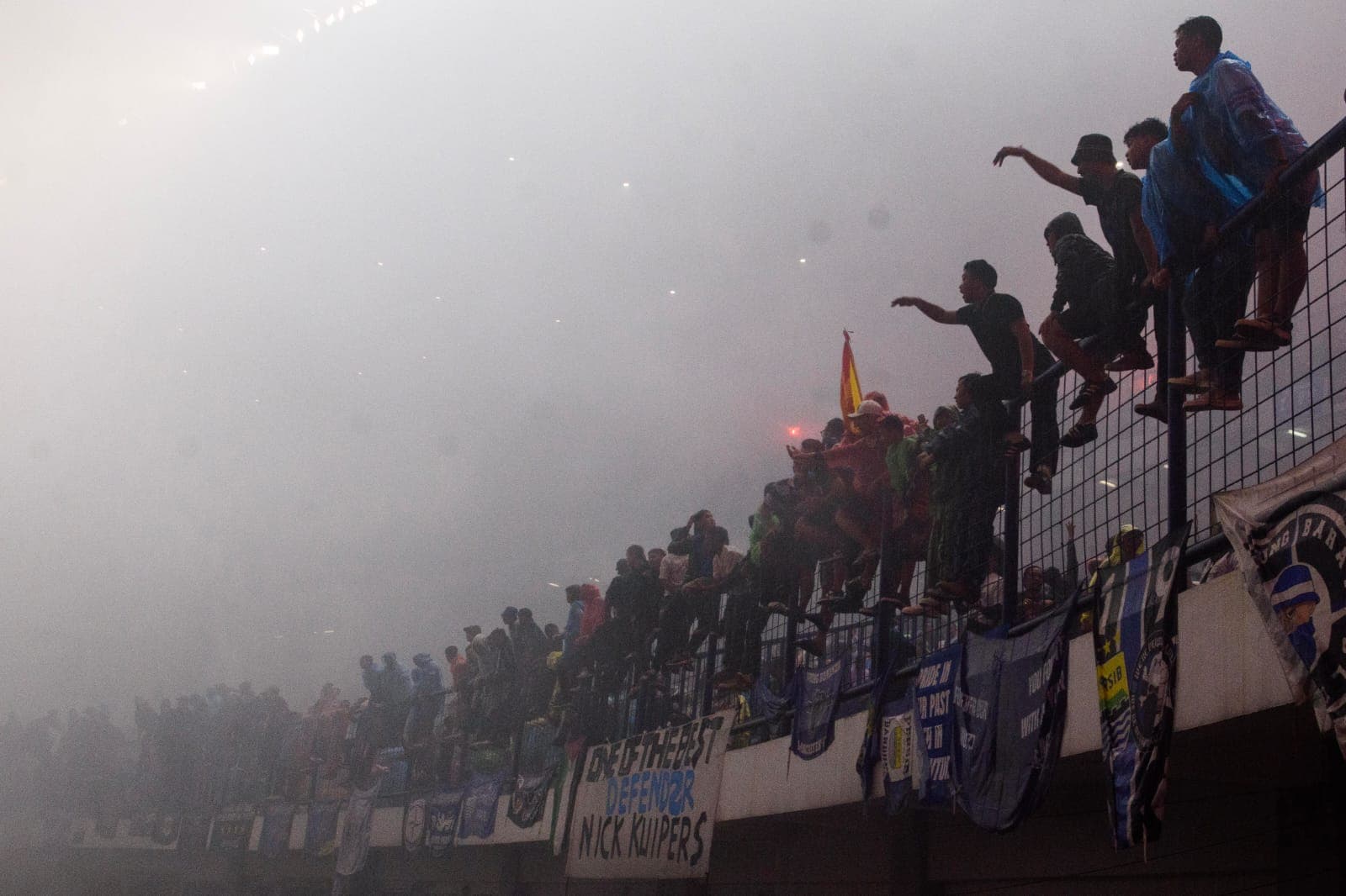 Didenda Ratusan Juta Oleh Komdis PSSI karena Ulah Bobotoh, Persib Bandung Legowo