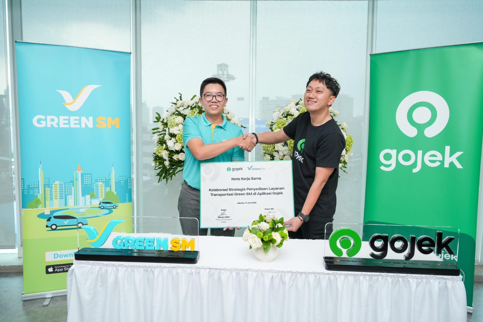 Gojek Luncurkan GoGreen SM, Tambah Armada Taksi Listrik Ramah Lingkungan