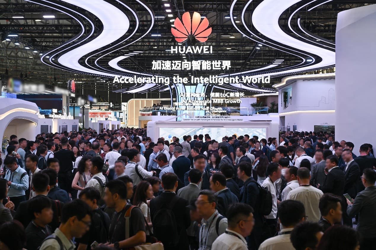 Huawei Soroti 5G-A dan AI Berbasis Skenario di MWC Shanghai 2025