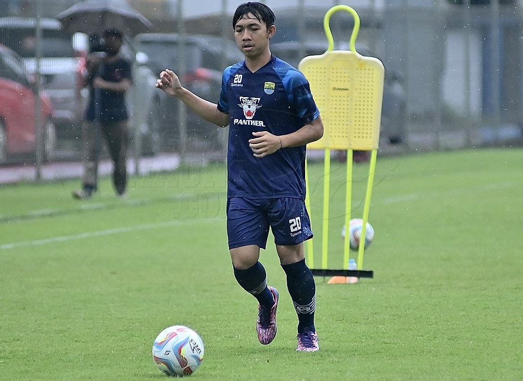 Persijap Jepara Resmi Pinjam Pemain Muda Persib Bandung Adzikry Fadillah