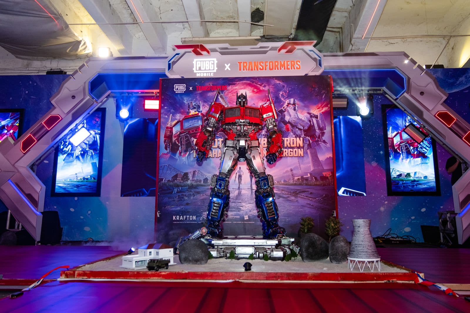 PUBG Mobile Hadirkan Airdrop Raksasa dan Optimus Prime di Tengah Kota Jakarta