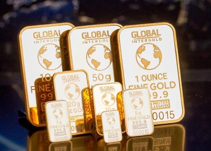 Emas dan Tarif PAM Naik, Inflasi Tekan Biaya Hidup Masyarakat