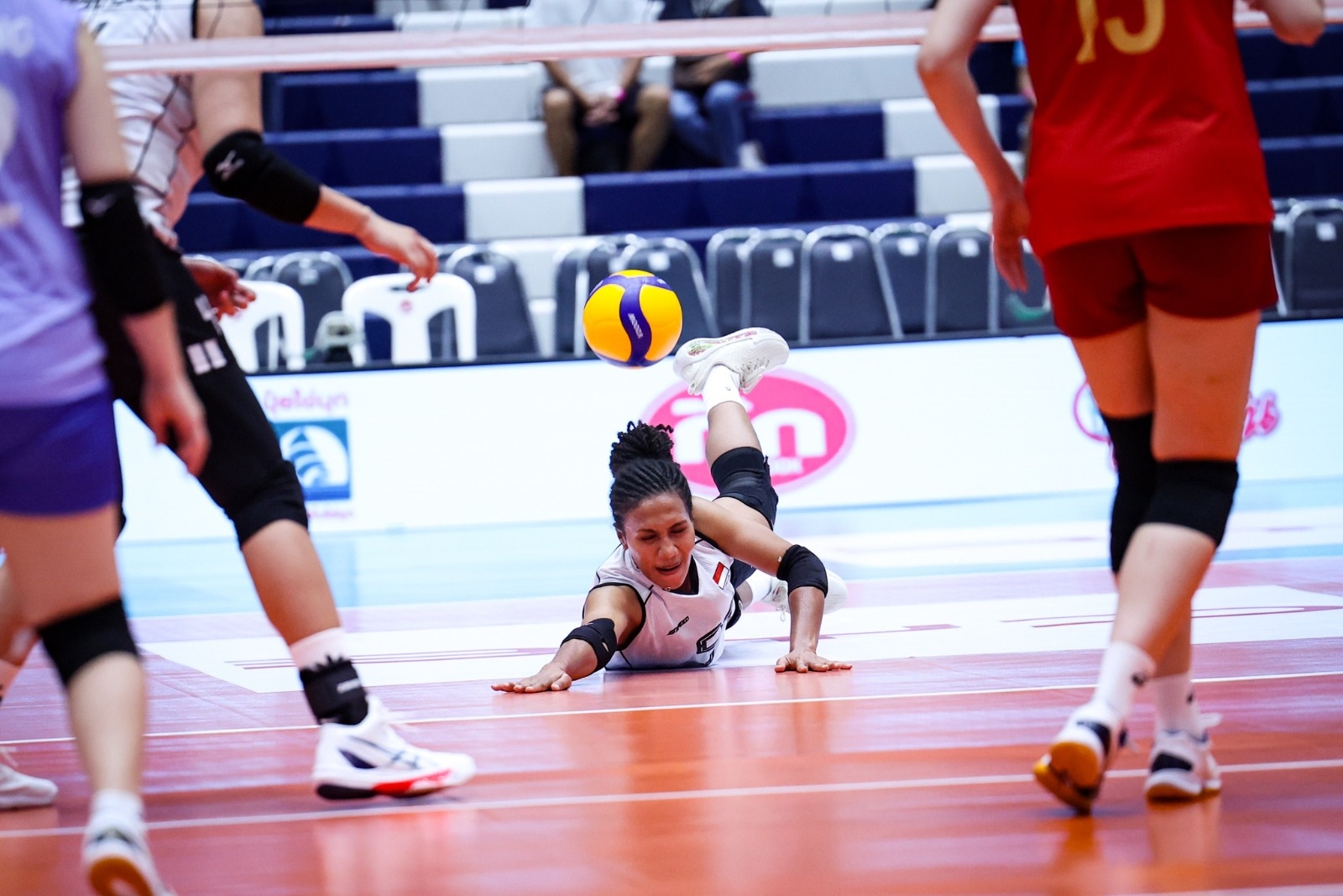 SEA V League: Timnas Voli Indonesia Putri Takluk 0-3 dari Vietnam di Laga Pembuka