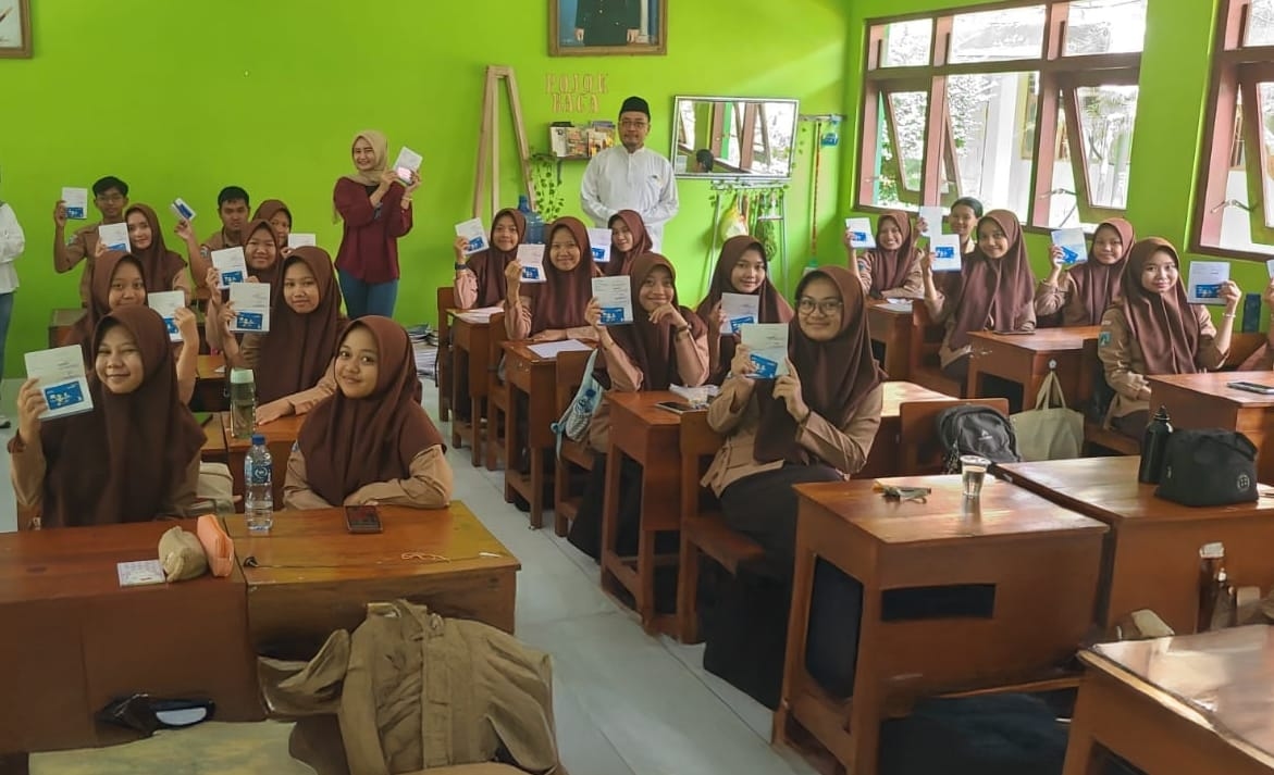 Sambut HUT RI ke-80, Bank Mandiri Akselerasi Generasi Muda Melek Finansial Lewat SimPel