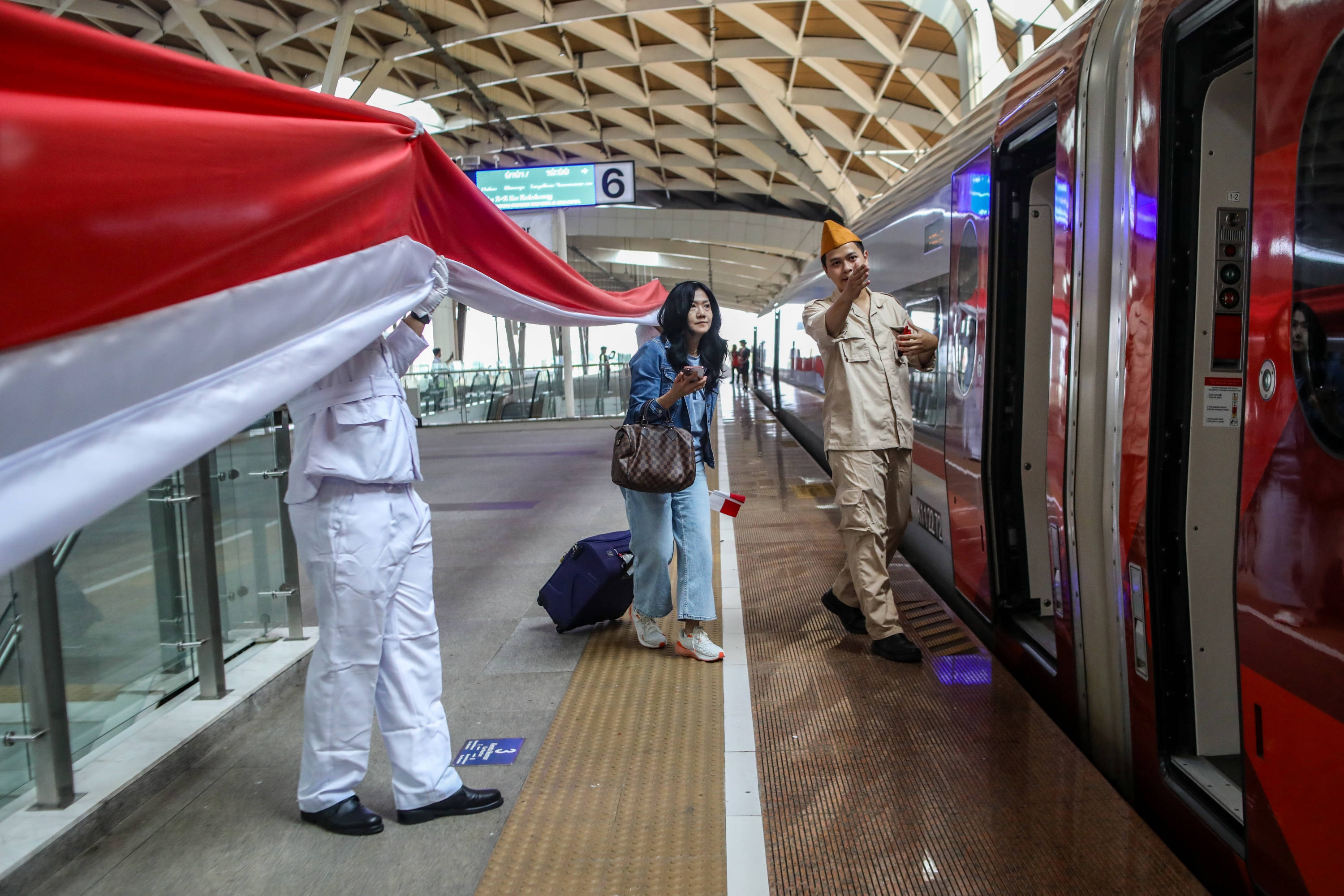 Pasca Gempa Bekasi, KCIC Pastikan Perjalanan Whoosh Kembali Normal