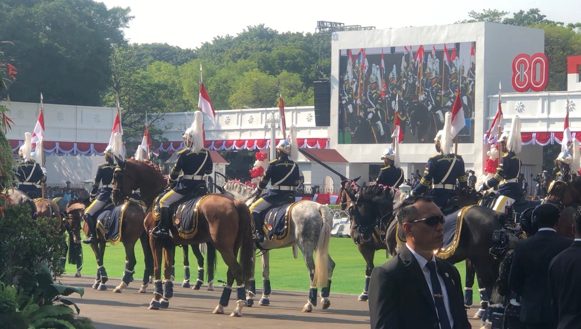 Kirab Budaya dari Monas ke Istana Merdeka Semarakkan HUT Ke-80 Kemerdekaan RI