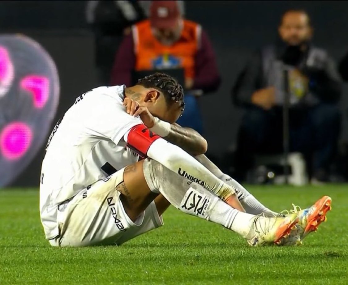 Neymar Menangis karena Santos Kalah 0-6 Atas Vasco Da Gama, Philippe Coutinho Cetak 2 Gol