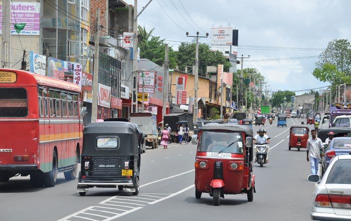 Krisis Baru di Sektor Pariwisata Sri Lanka: Protes Sopir Taksi Pariwisata soal SIM untuk Turis