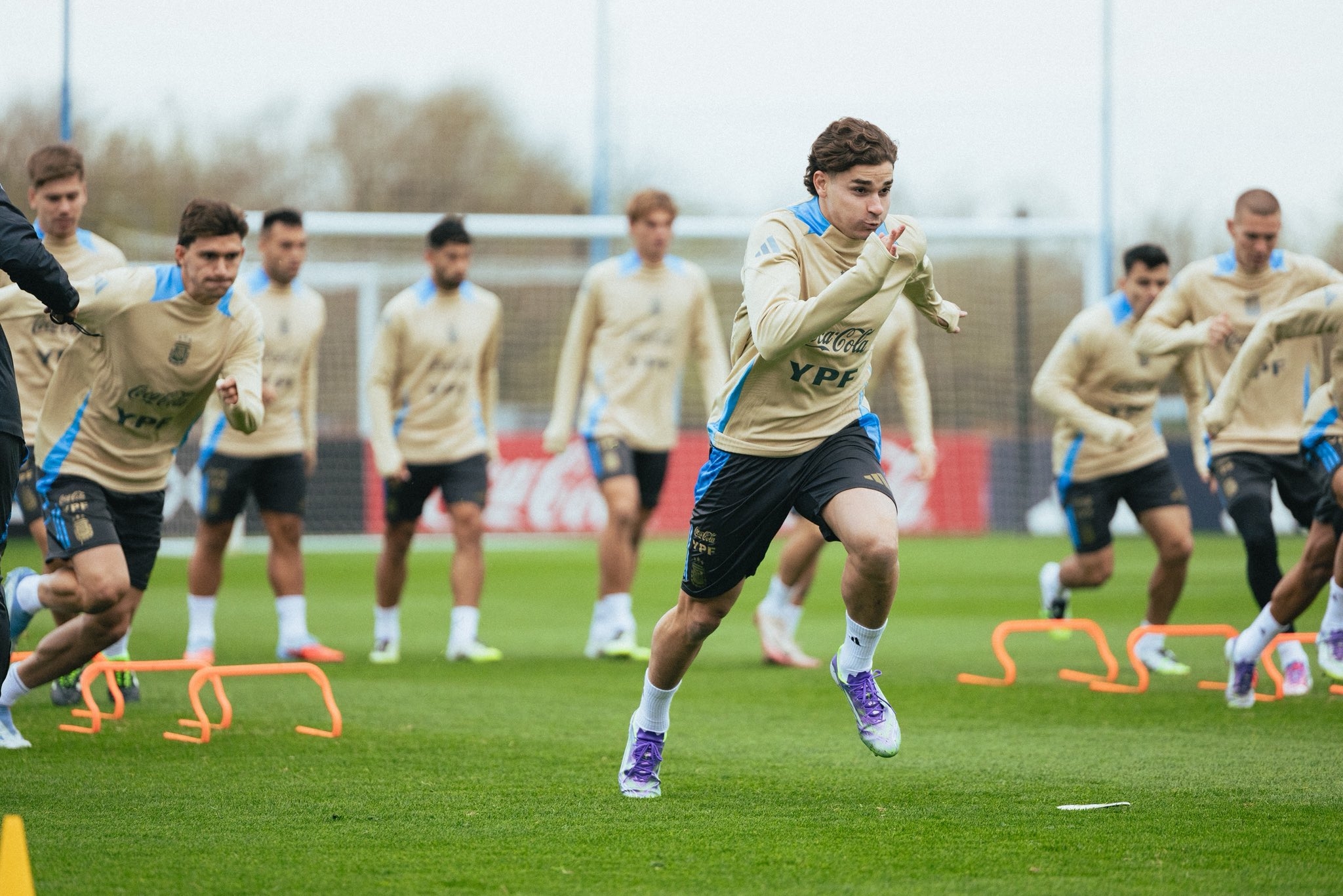 Timnas Argentina Mulai Berlatih di Buenos Aires, Lionel Messi Bersiap untuk Laga Kandang Terakhir