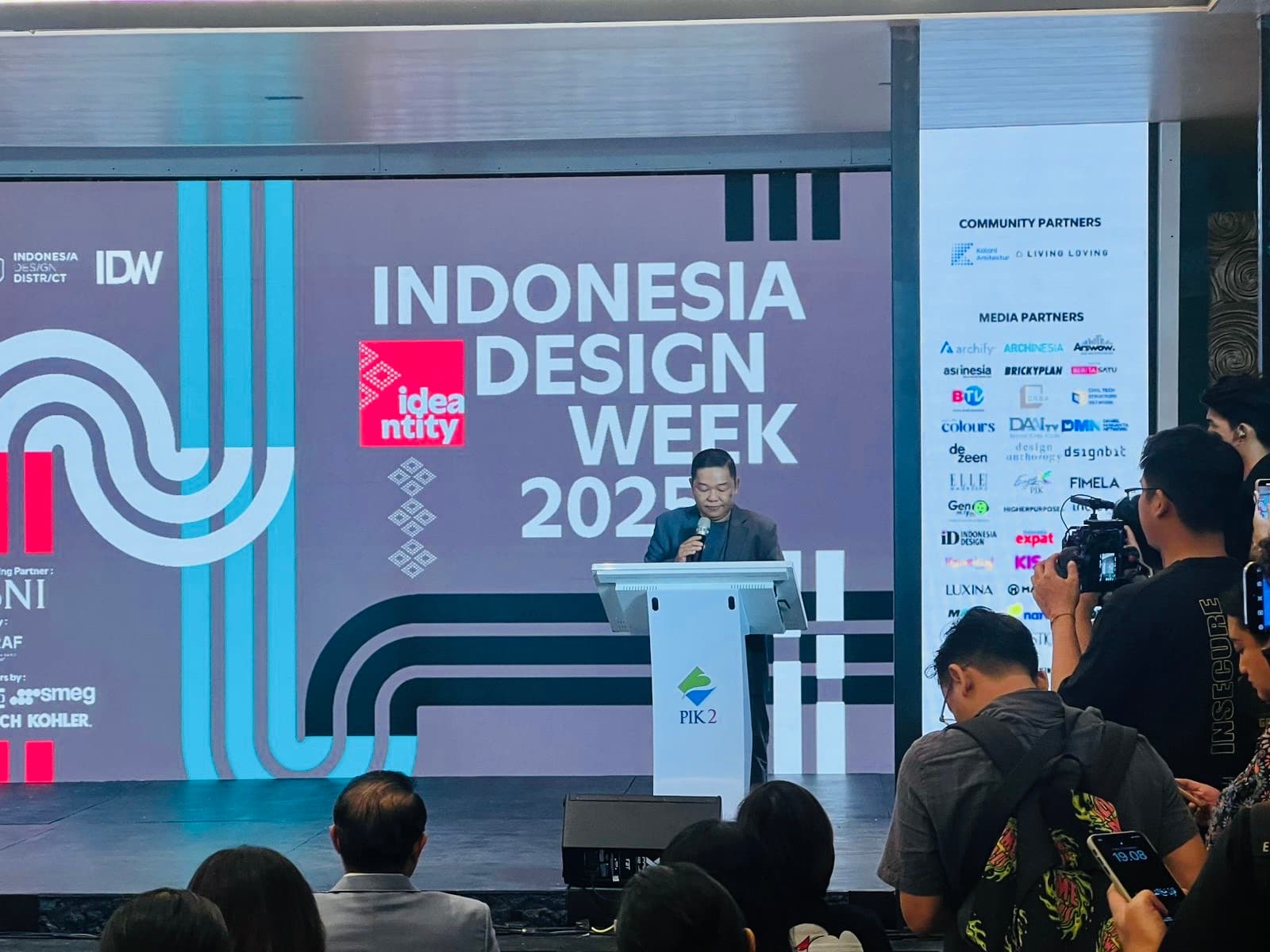 IDW 2025: Desain Indonesia Harus Jadi Refleksi Identitas dan Inovasi di Mata Dunia