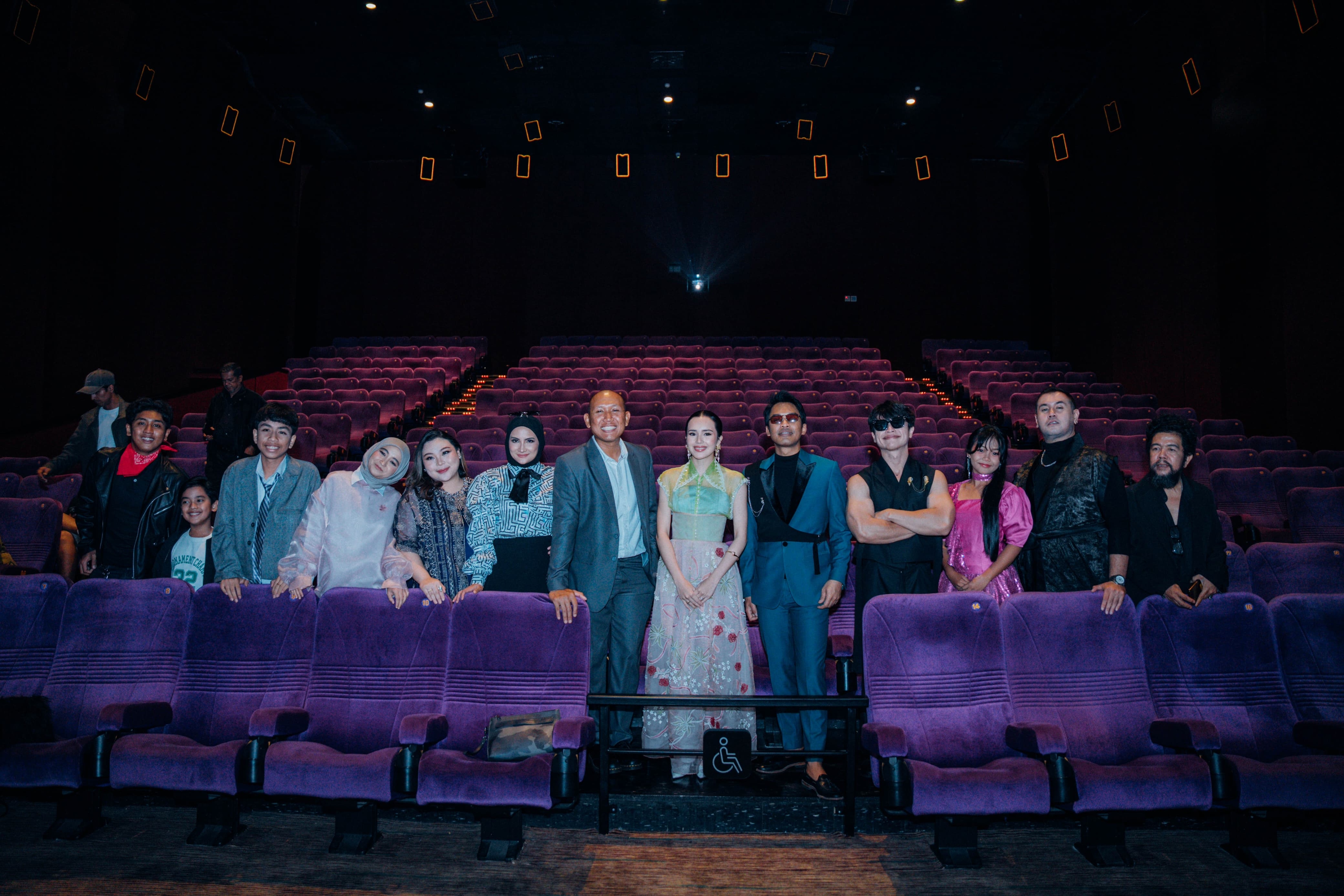 Film Jadi Tuh Barang Diisi Deretan Komika yang Kocak Abis!