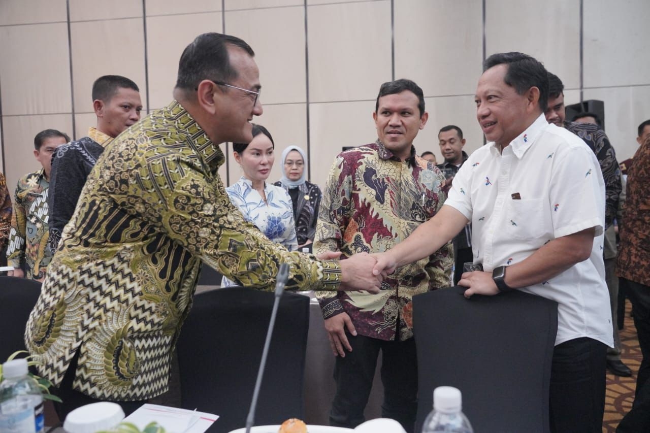 Sekda Sumsel Edward Candra Hadiri Rakor Pemerintahan Se-Sumatera, Bahas Kamtibmas dan Arahan untuk Kepala Daerah