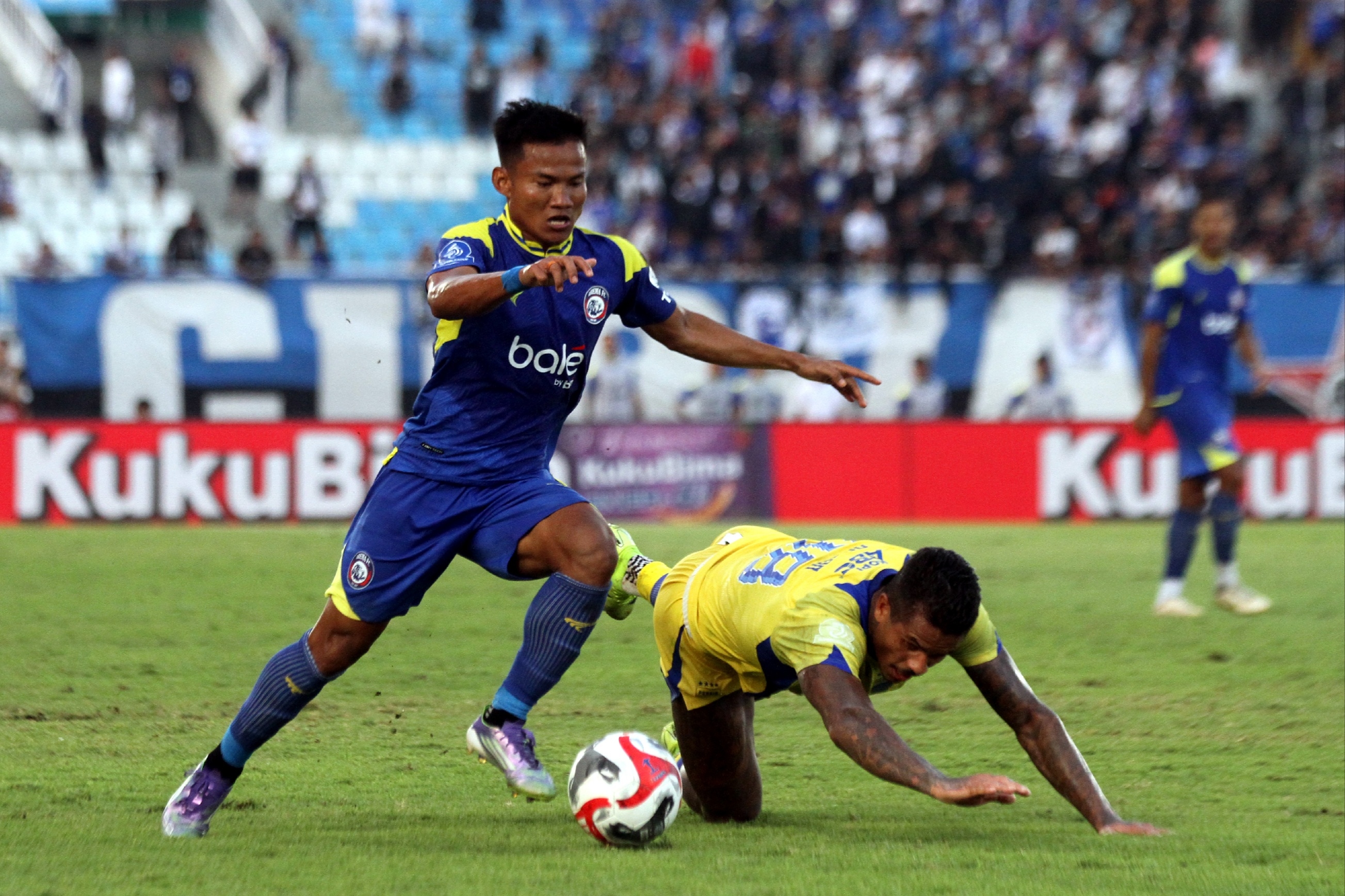 Arema vs Persib: Maung Balikkan Keadaan dengan 10 Pemain, Federico Barba Pahlawan di Menit 90+3